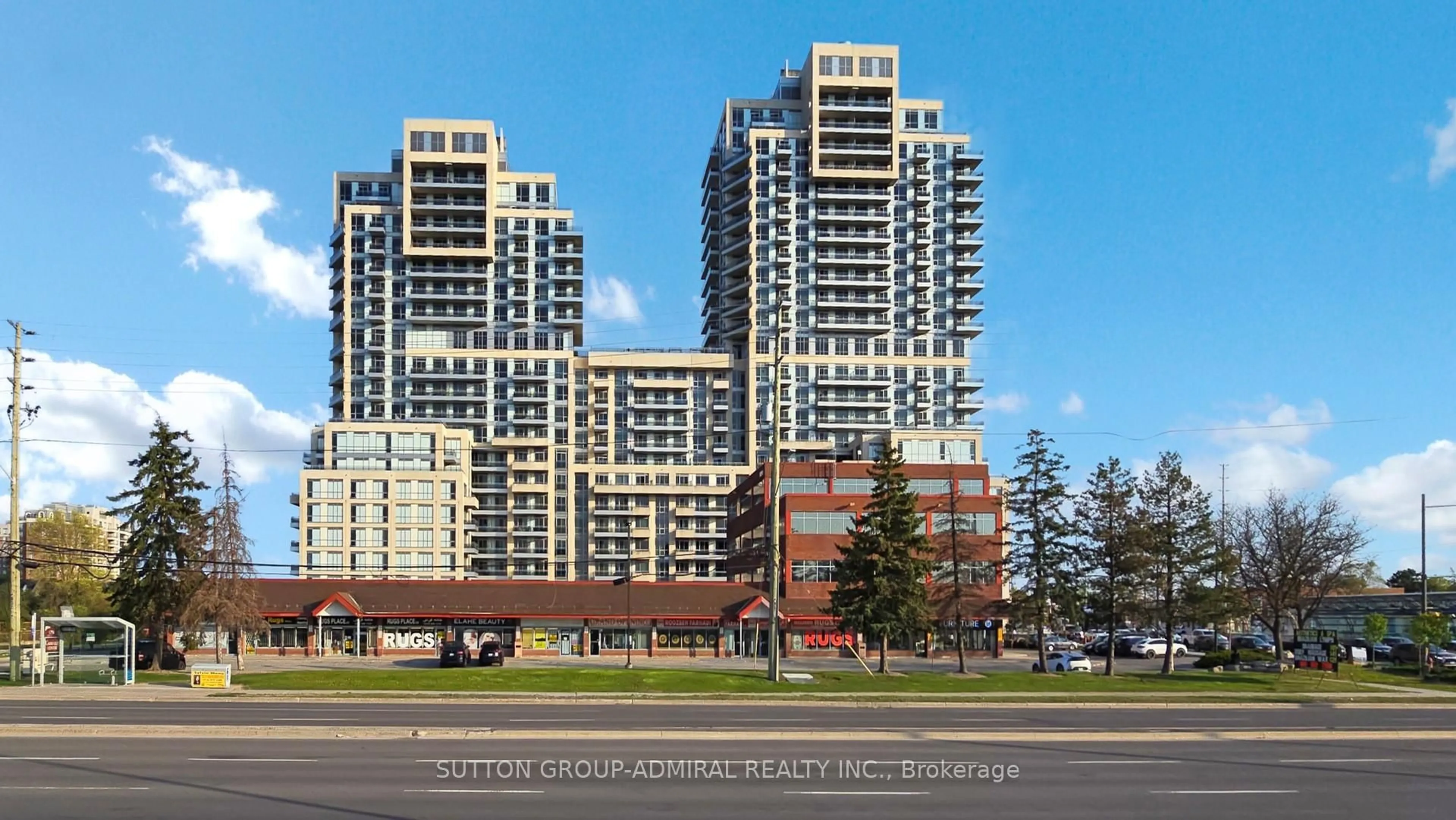Blurry image for 9205 Yonge St #1711, Richmond Hill Ontario L4C 1V5