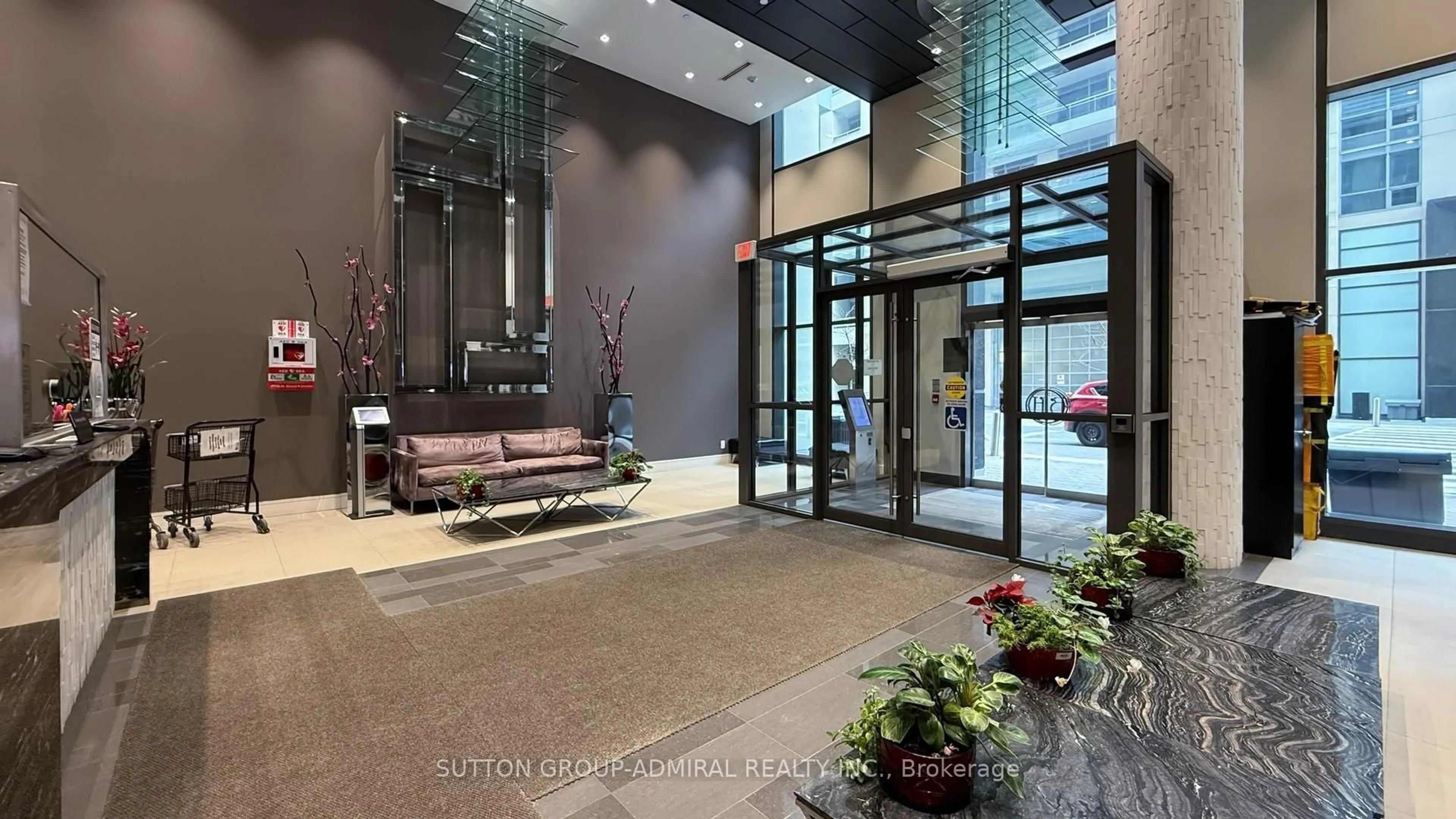 Unknown for 9205 Yonge St #1711, Richmond Hill Ontario L4C 1V5