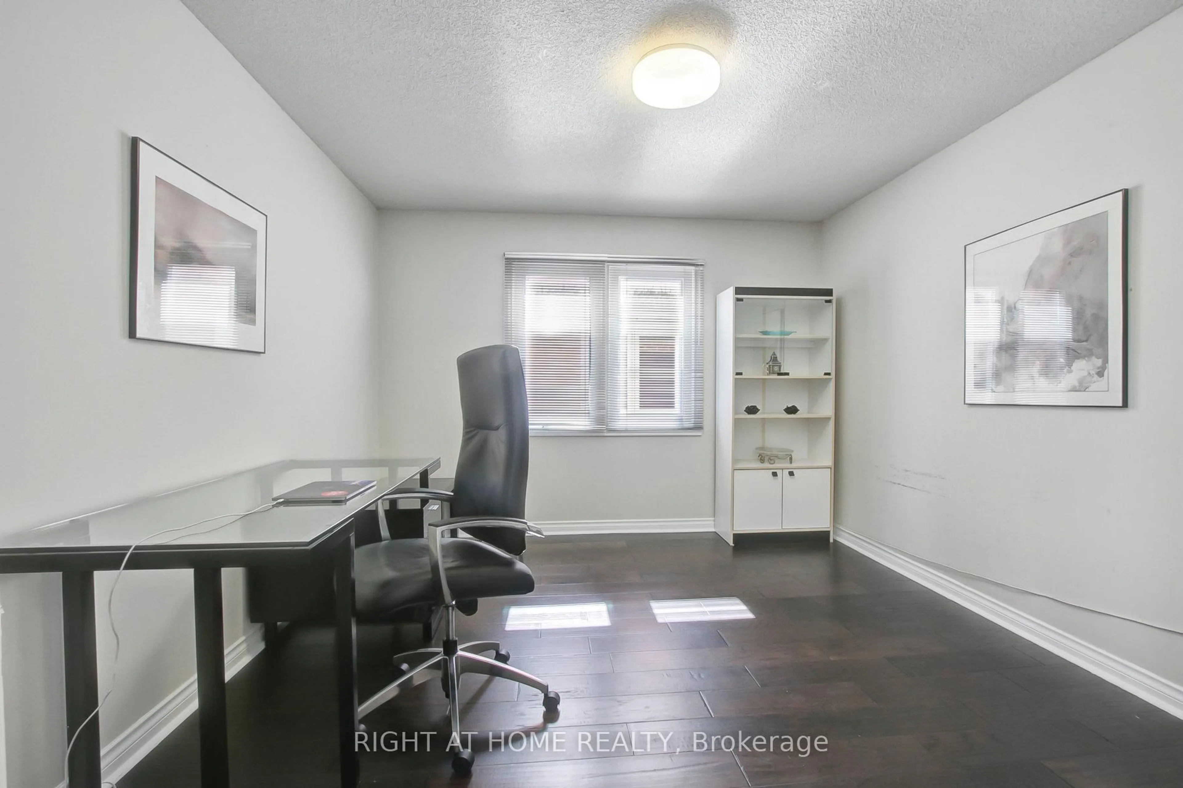 A pic of a room for 53 Waltham Cres, Richmond Hill Ontario L4B 1Z3