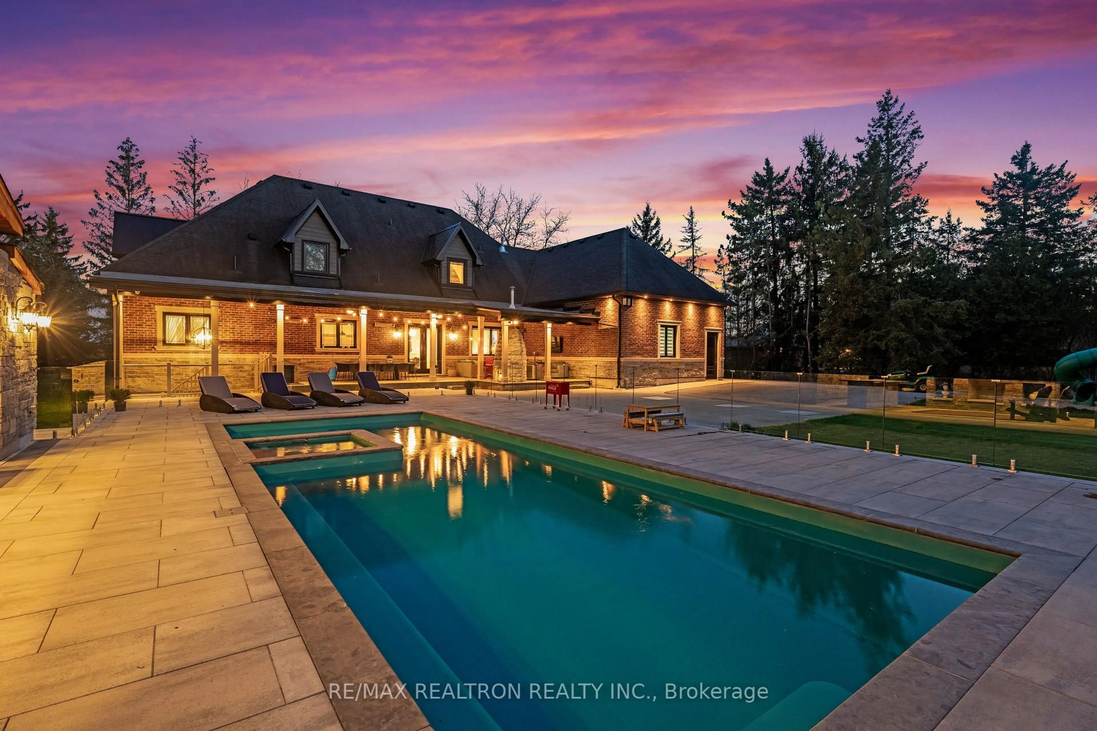 Pool for 1246 15th Sdrd, King Ontario L7B 1K5