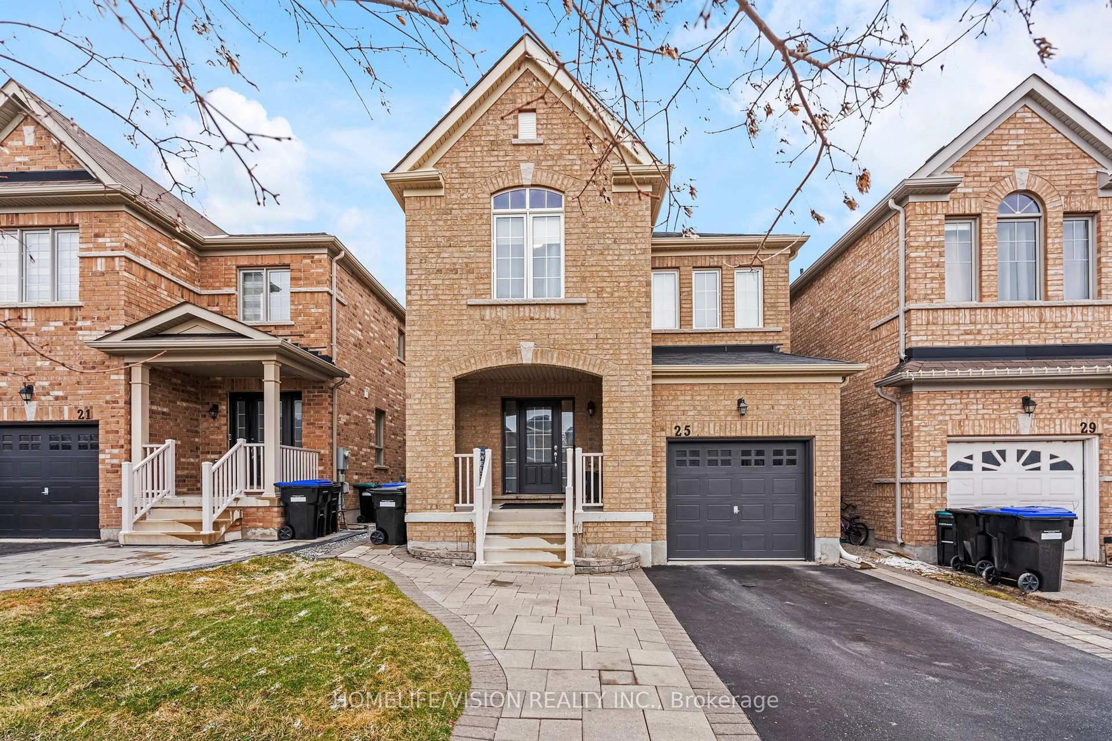 Home with brick exterior material, street for 25 Long St, Bradford West Gwillimbury Ontario L3Z 0L7