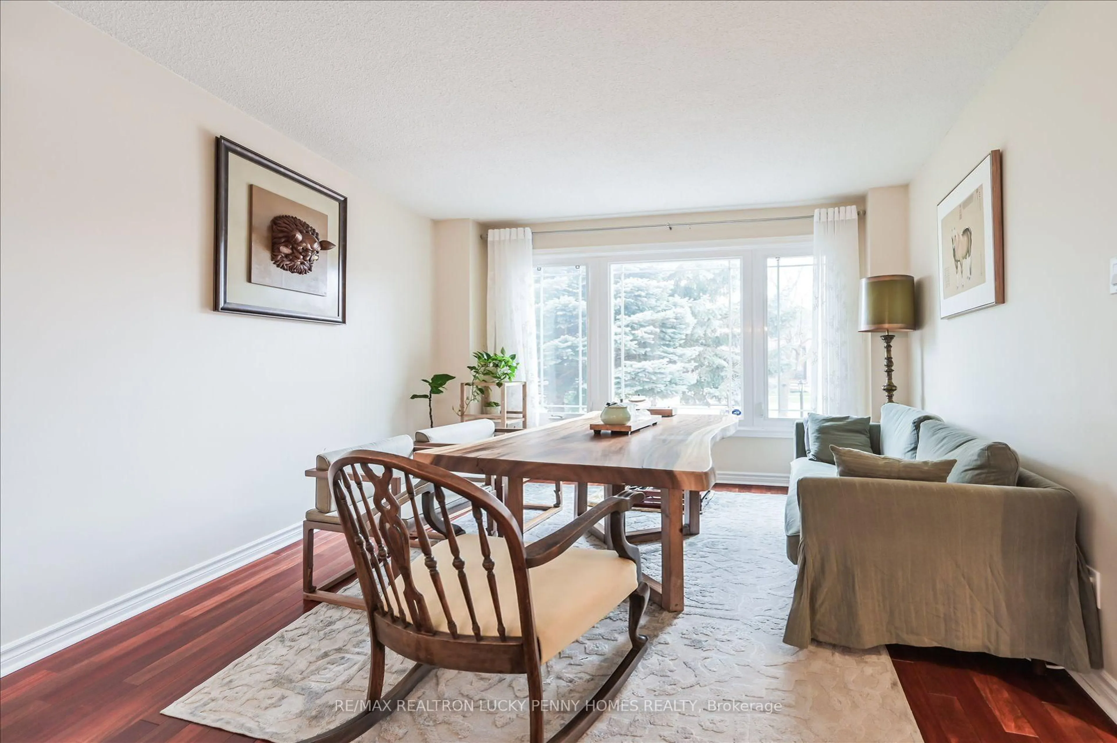Dining room, wood/laminate floor for 17 Buttonfield Rd, Markham Ontario L3R 9G1