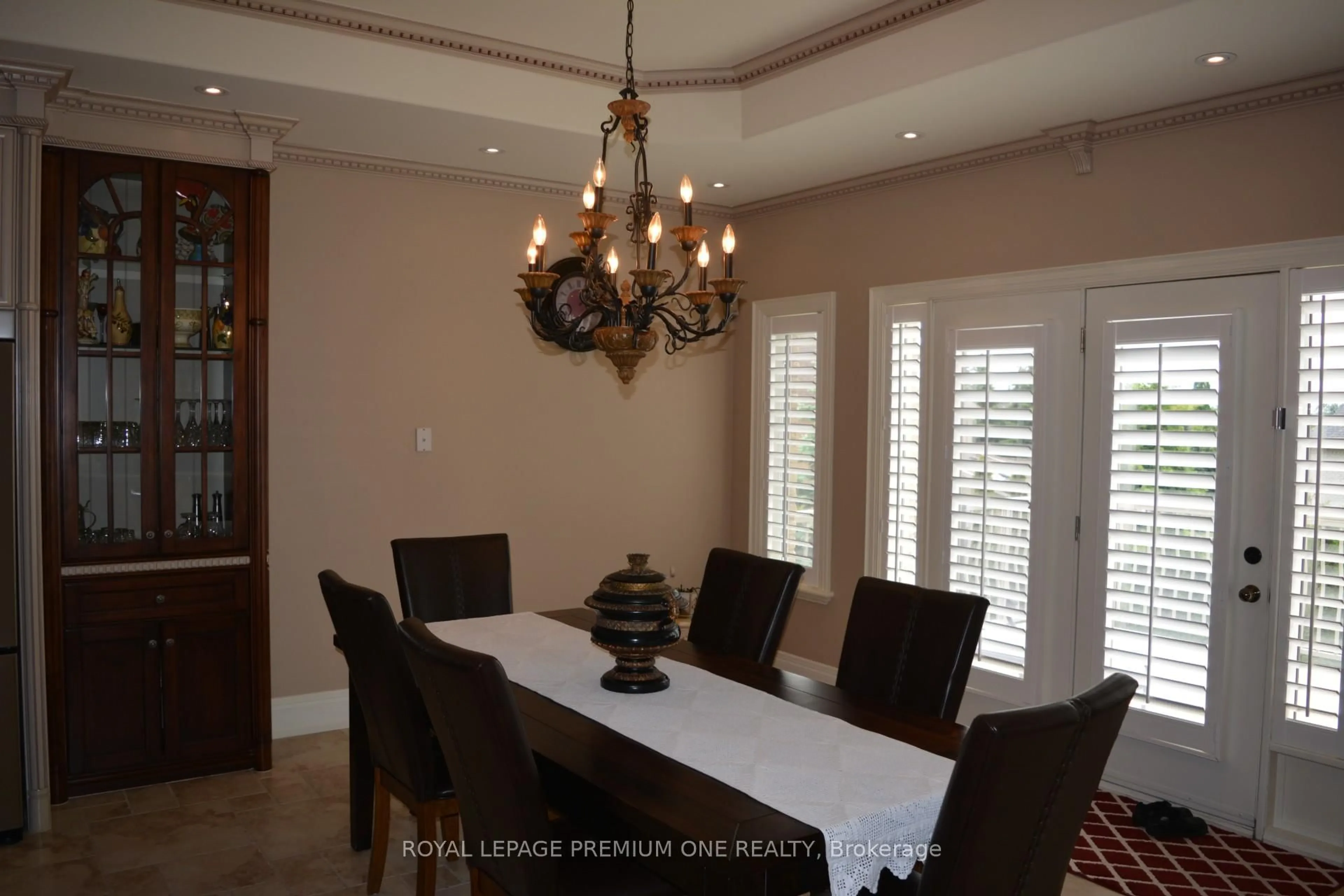 Dining room, unknown for 15 Frini Crt, Vaughan Ontario L4H 1H2