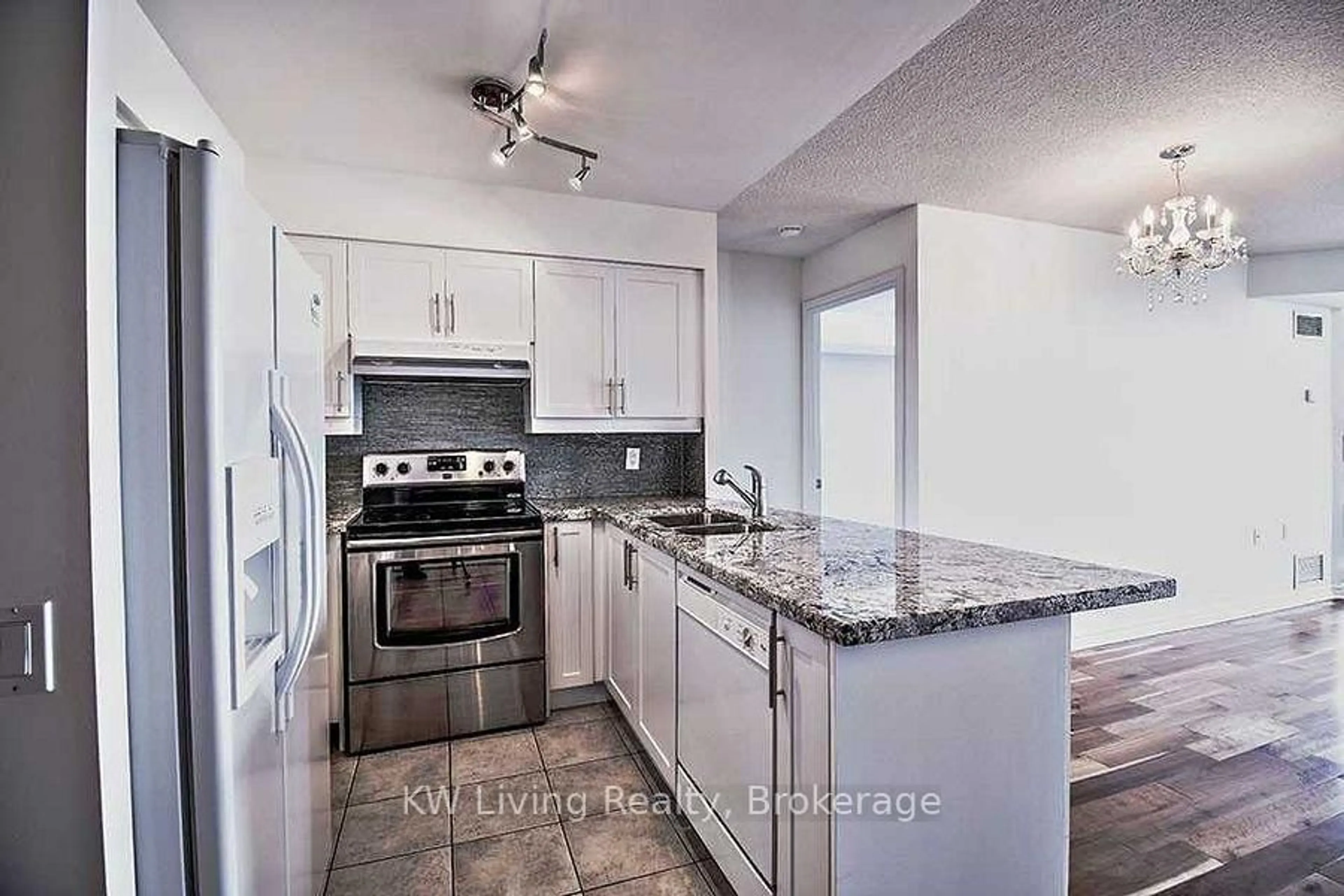 Unknown for 9017 Leslie St #608, Richmond Hill Ontario L4B 4R8