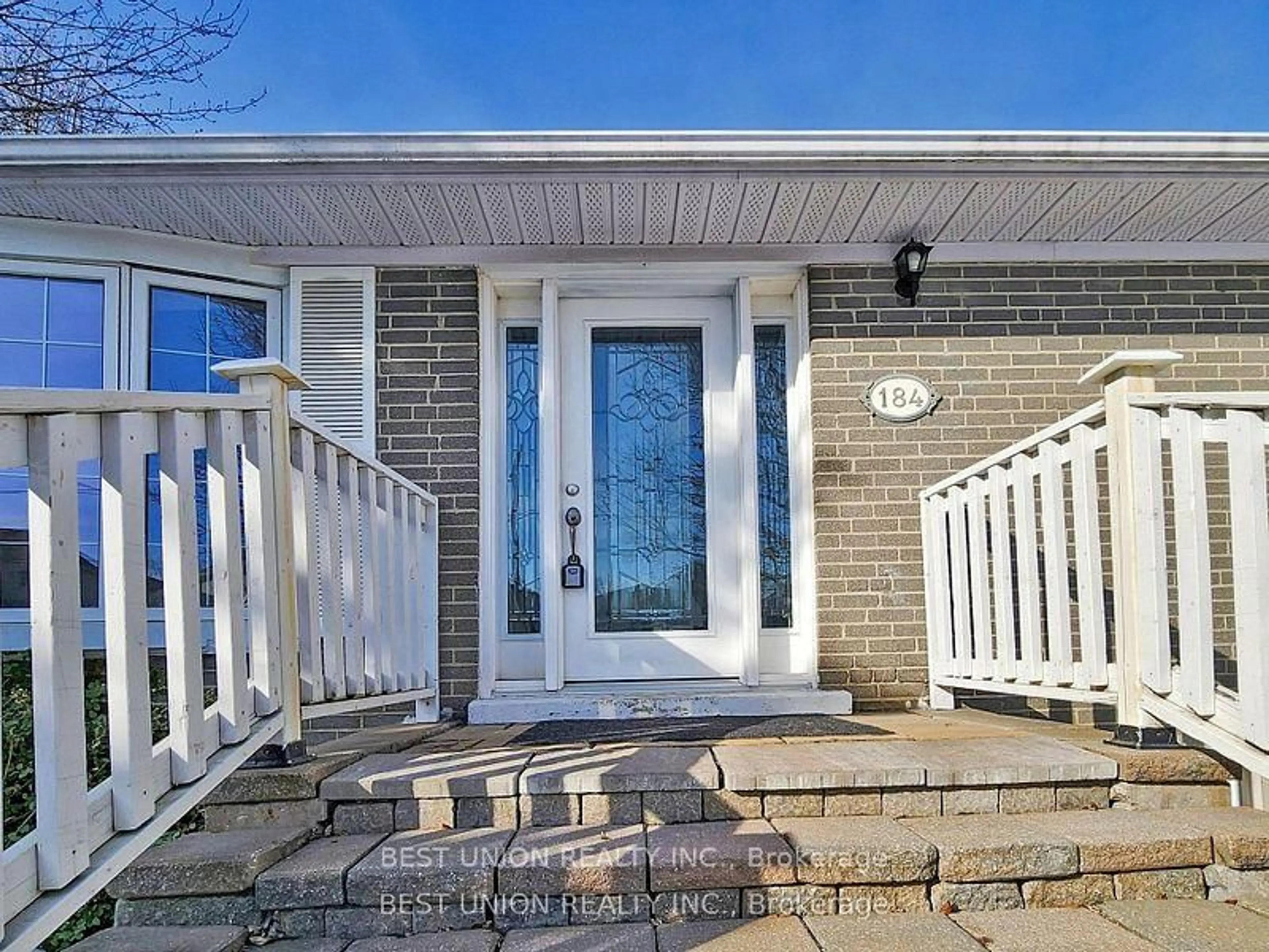 Unknown for 184 Lawrence Ave, Richmond Hill Ontario L4C 1Z5