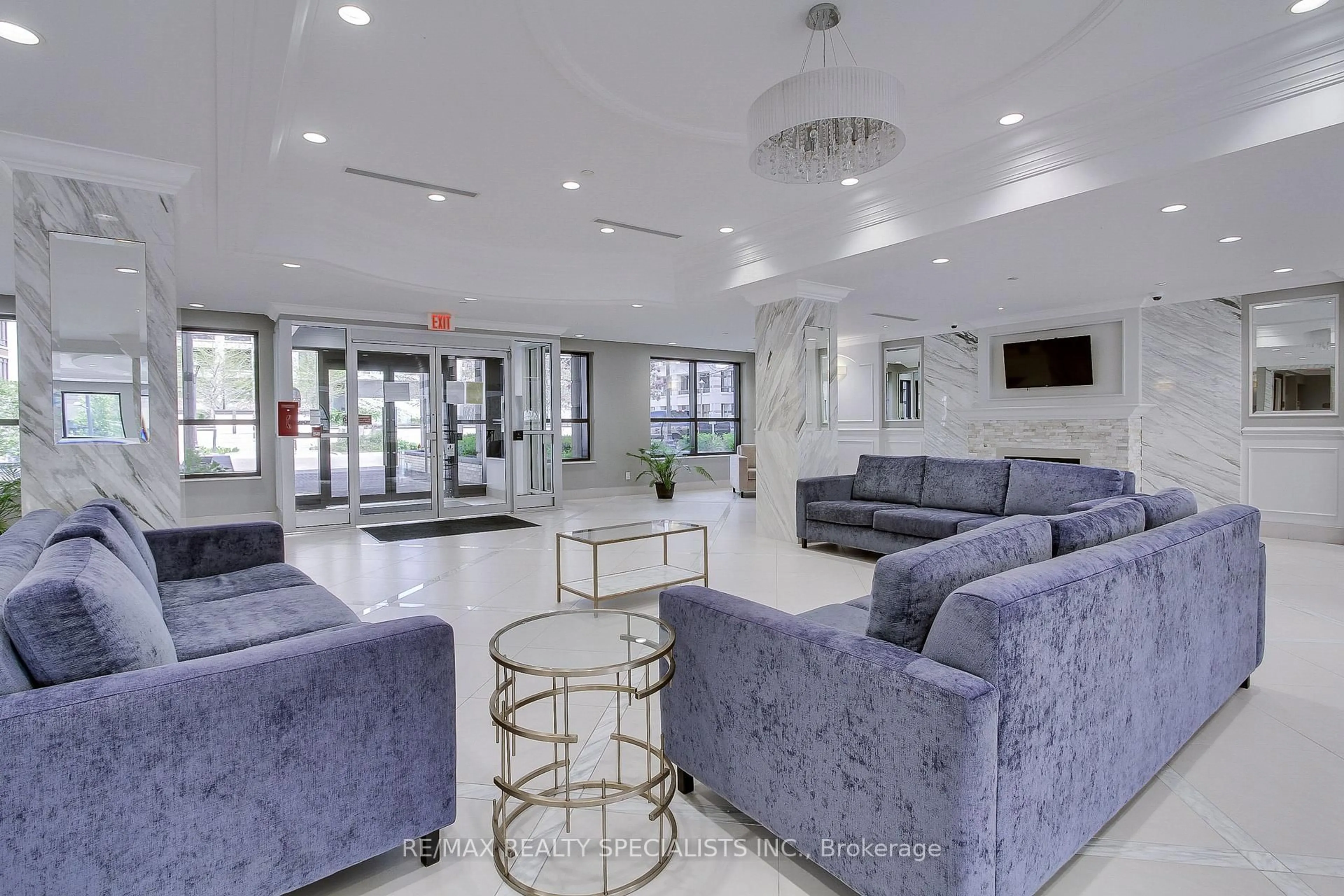 Lobby for 38 Cedarland Dr #1211, Markham Ontario L6G 0G7