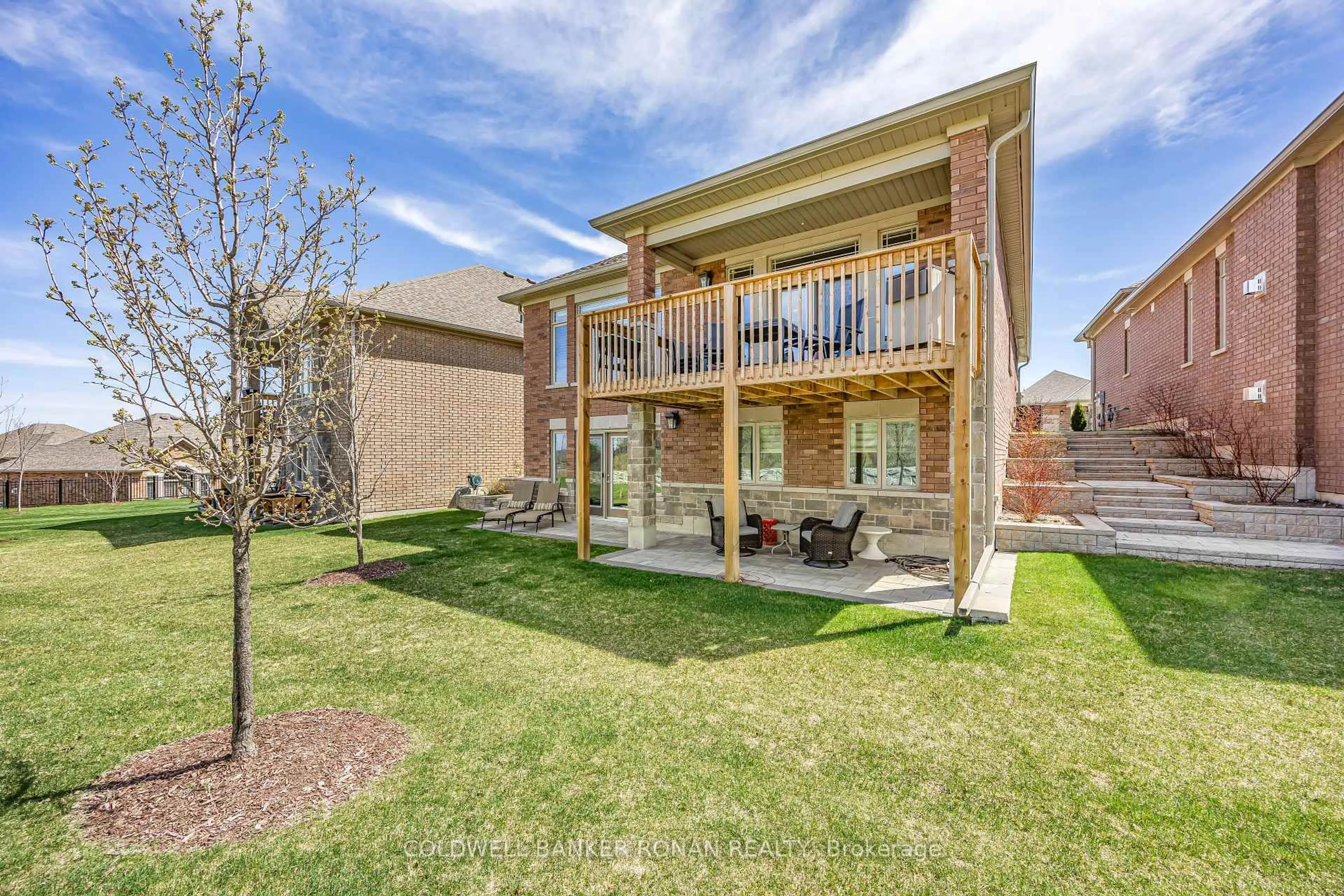 Unknown for 114 Summerhill Dr, New Tecumseth Ontario L9R 0W6
