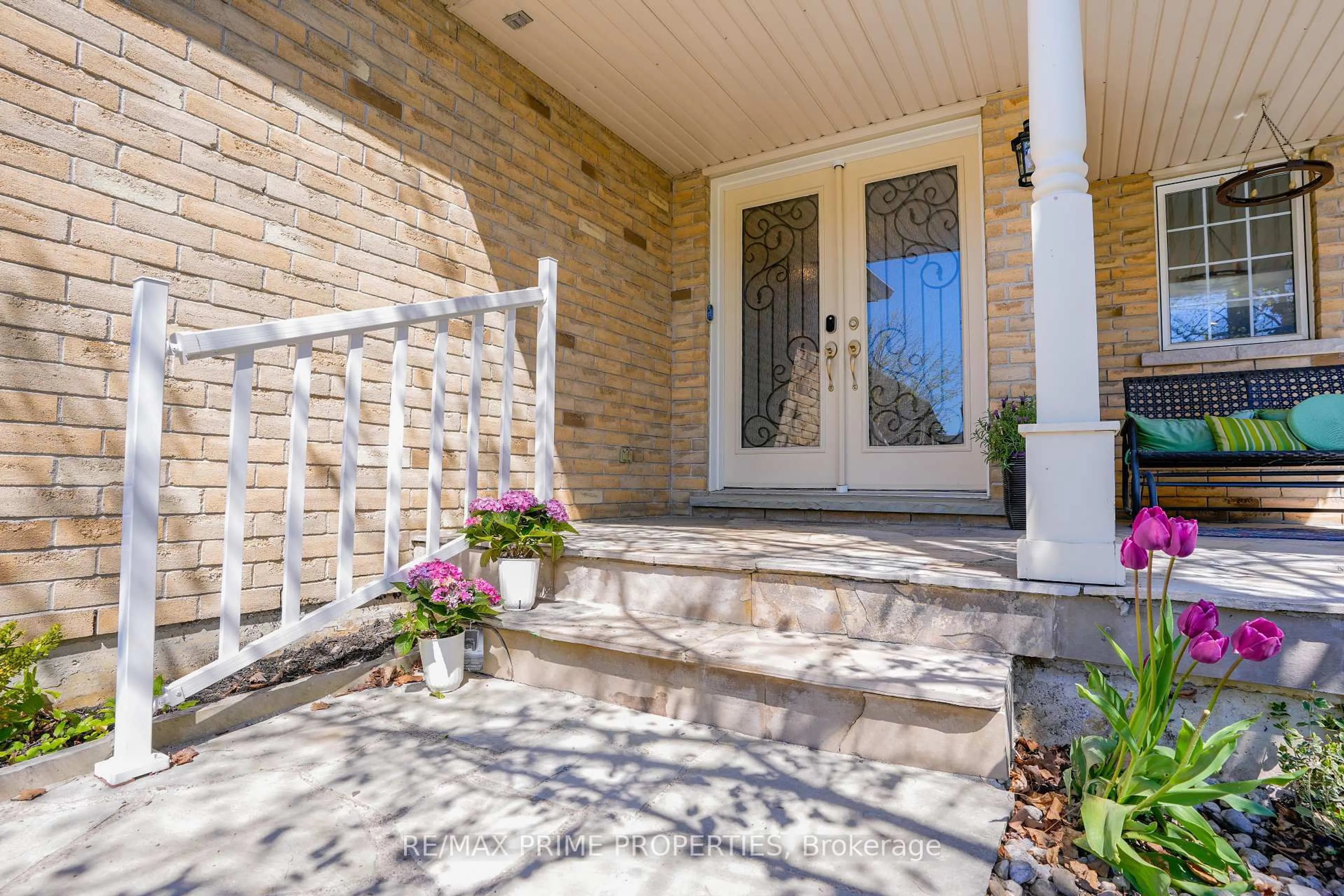 Unknown for 54 Vitlor Dr, Richmond Hill Ontario L4E 4P9