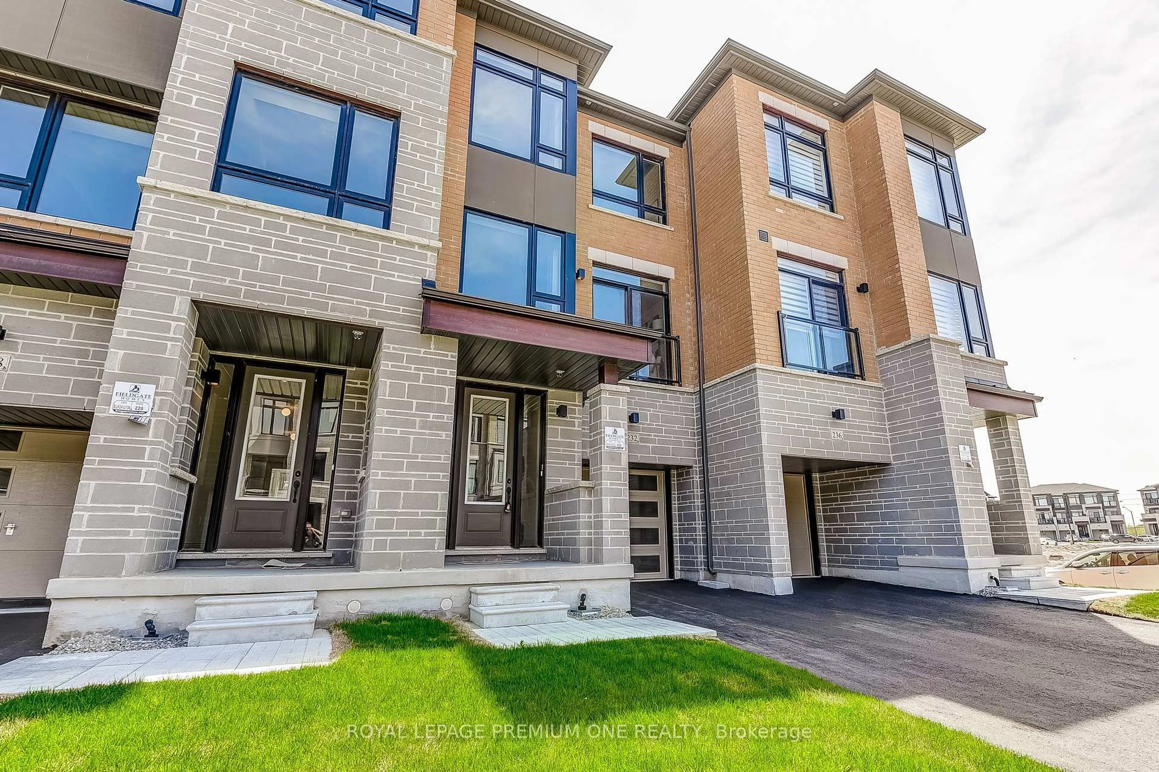 Home with brick exterior material, street for 232 Tennant Circ, Vaughan Ontario L4H 5L4