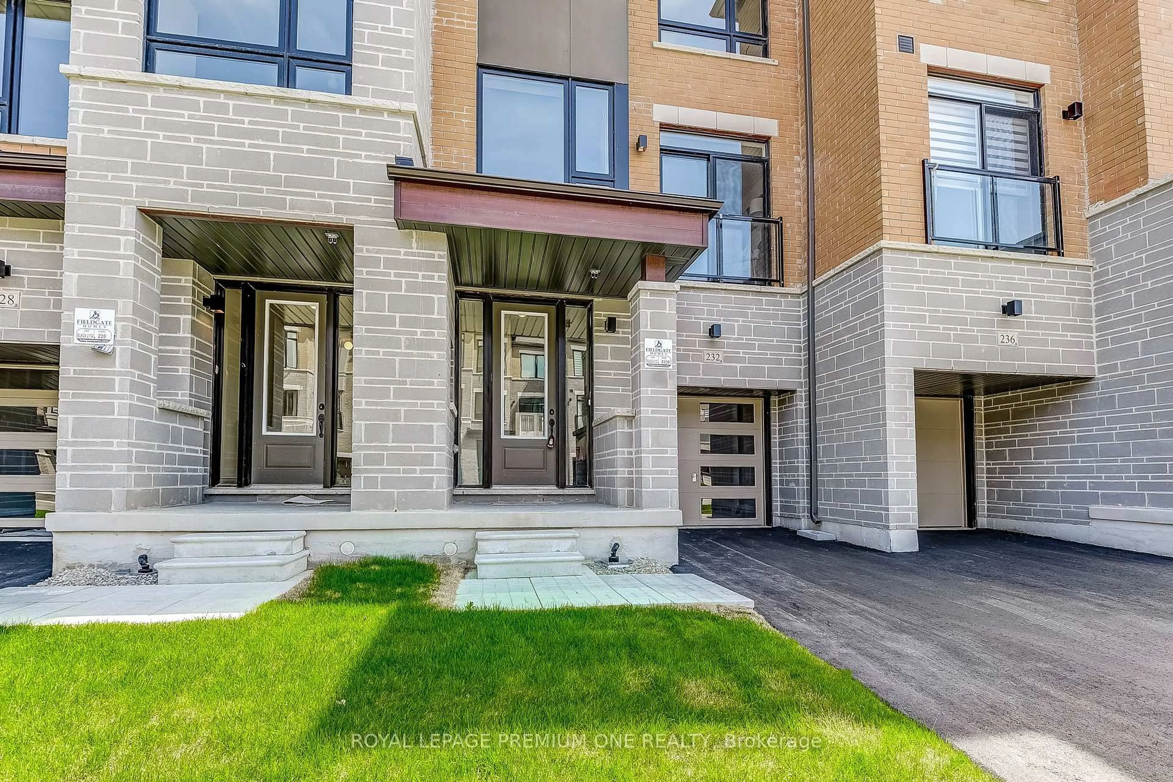 Unknown for 232 Tennant Circ, Vaughan Ontario L4H 5L4