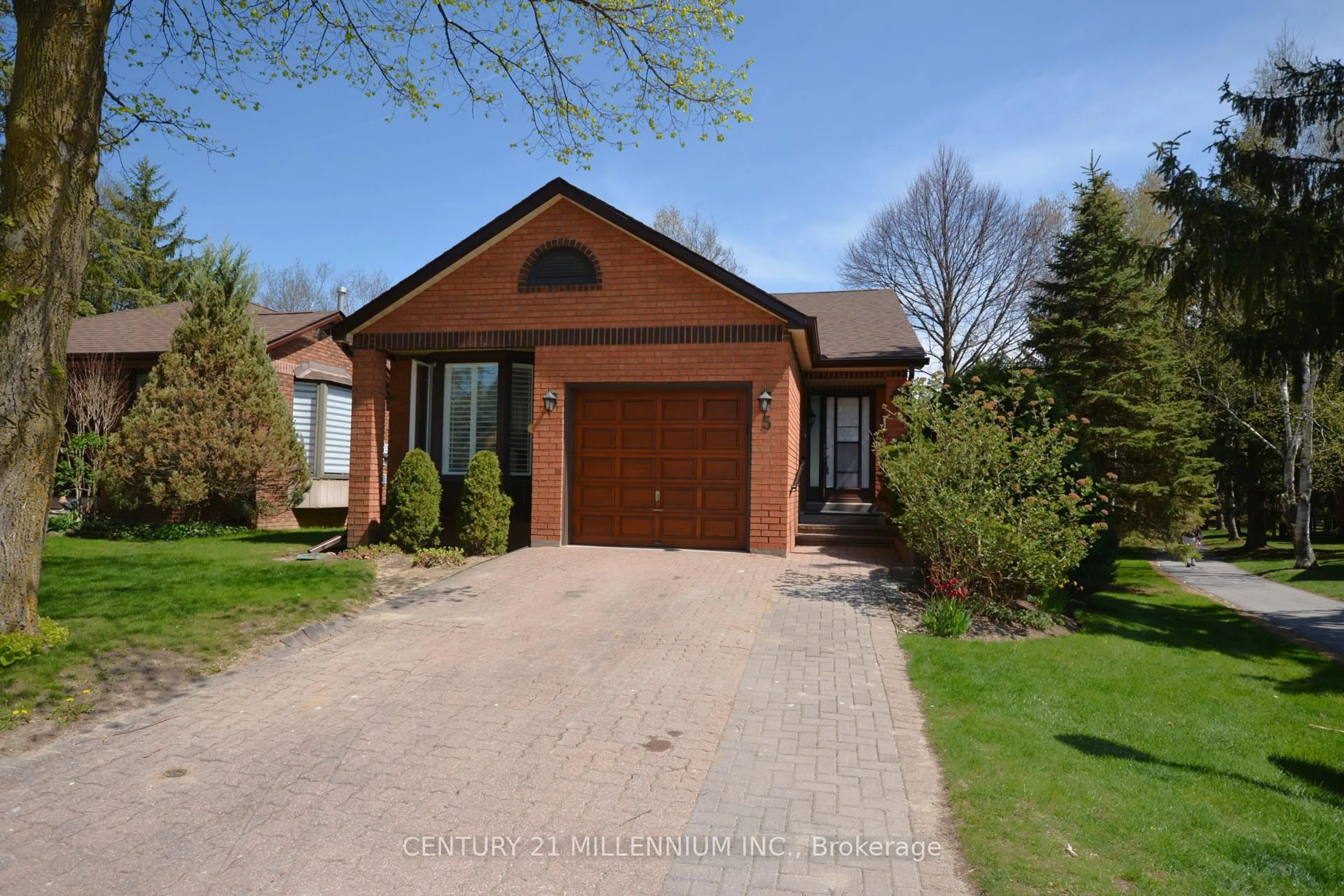 Home with brick exterior material, street for 5 Riverview Rd #17, New Tecumseth Ontario L9R 1R9