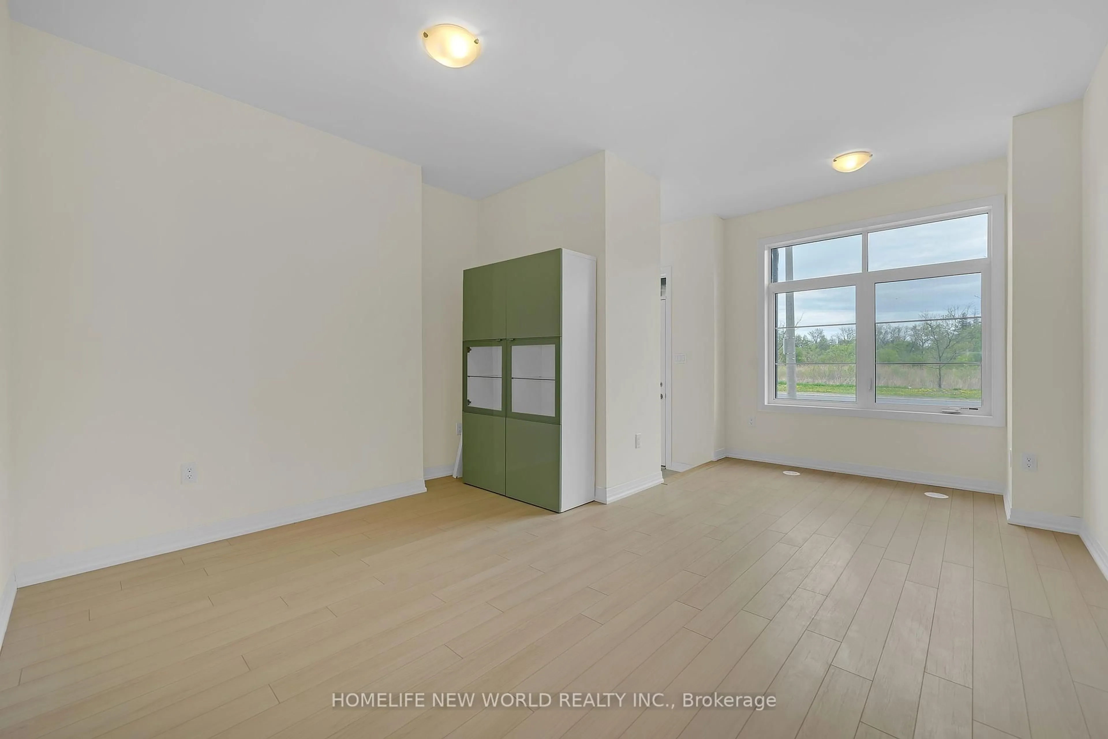 A pic of a room for 107 Carneros Way, Markham Ontario L6B 1R2