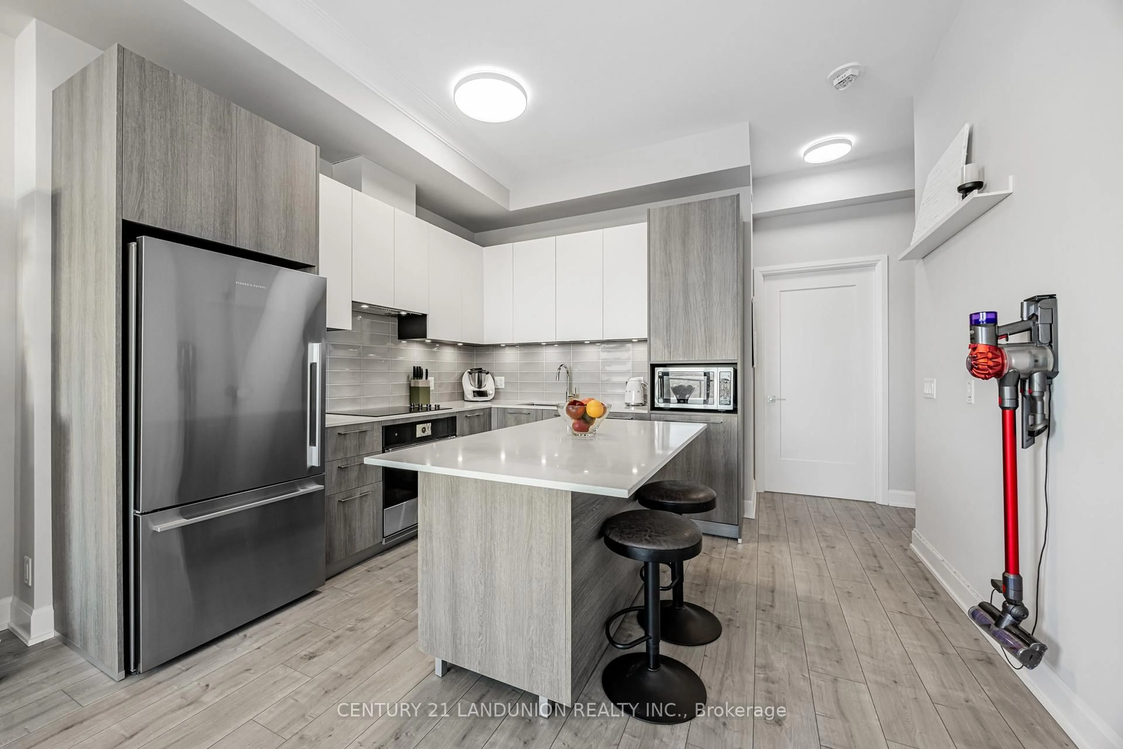 Unknown for 38 Water Walk Dr #2110, Markham Ontario L3R 6M8