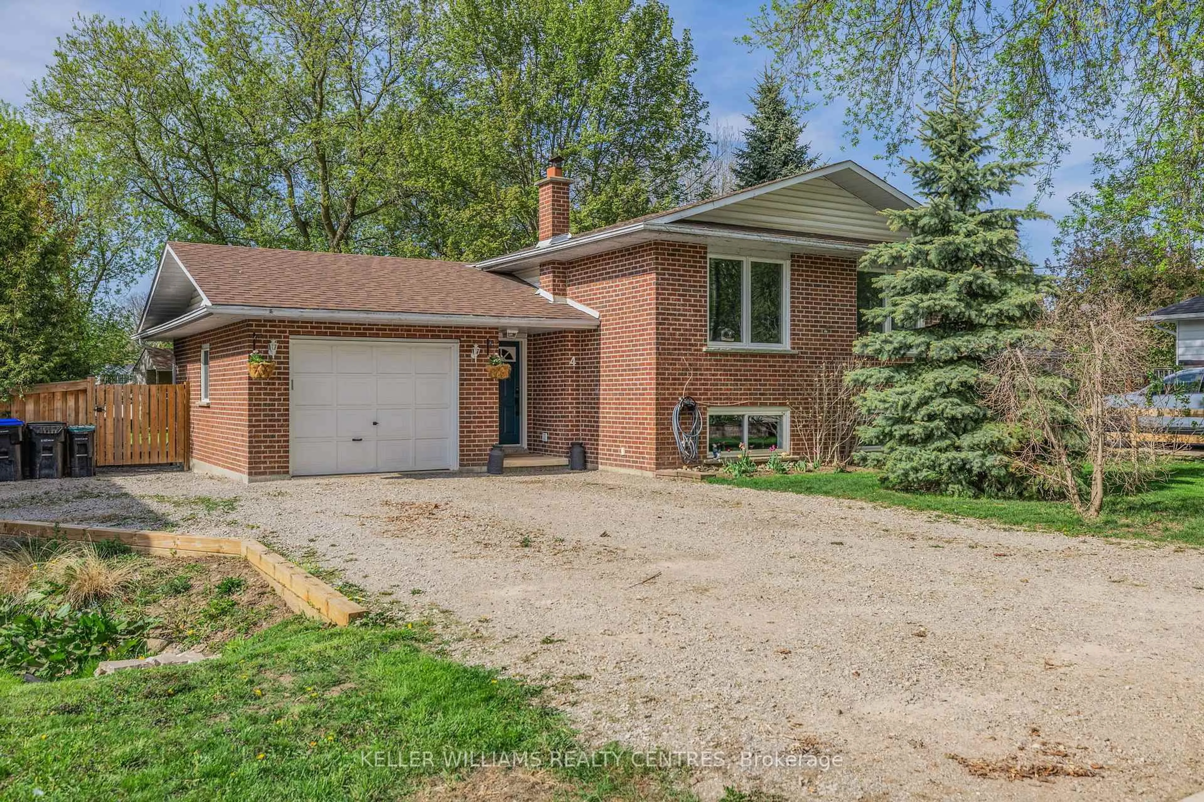 Home with brick exterior material, street for 4 Selby St, Innisfil Ontario L0L 1L0