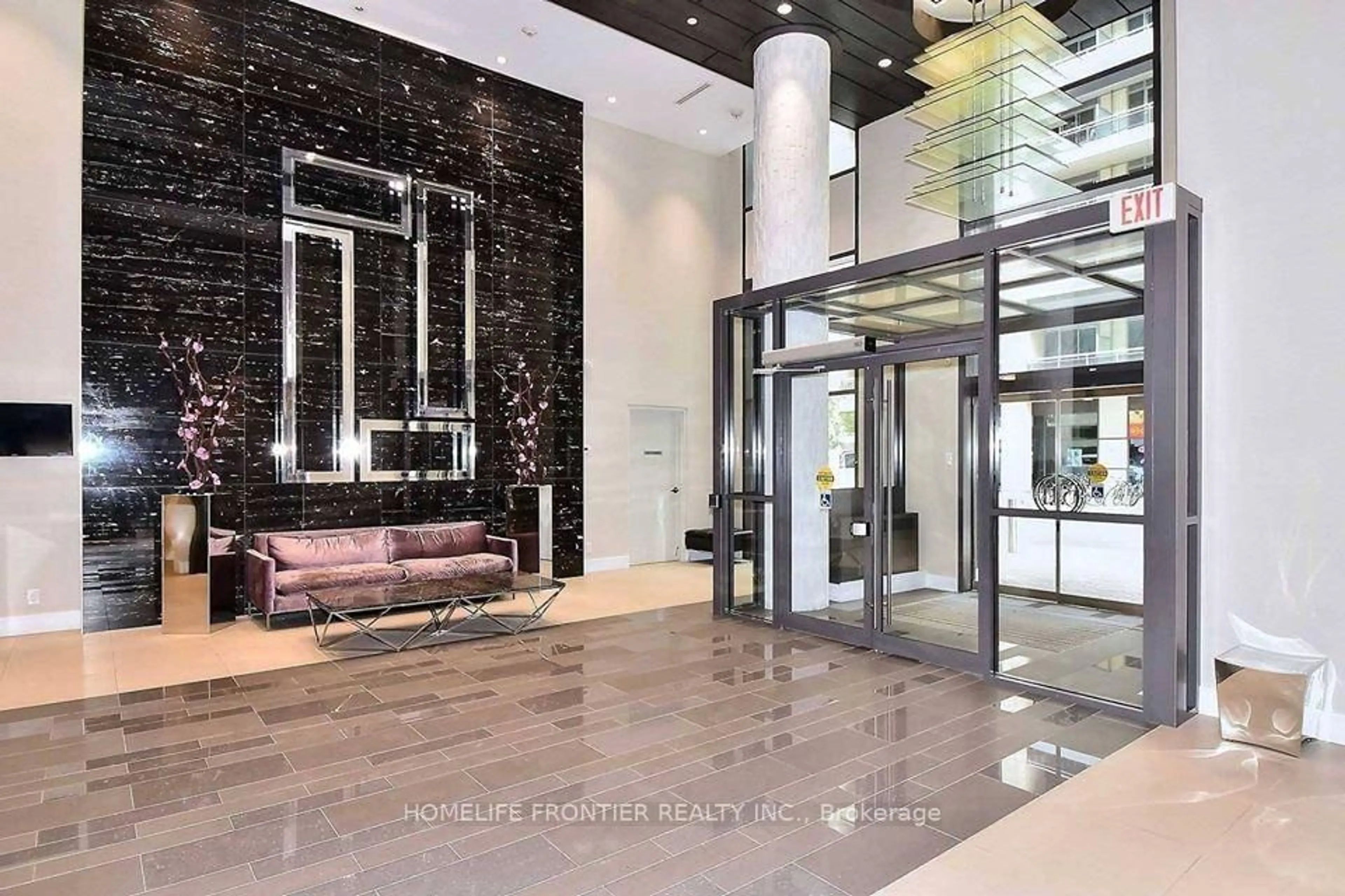 Lobby for 9191 Yonge St #512, Richmond Hill Ontario L4C 1E2