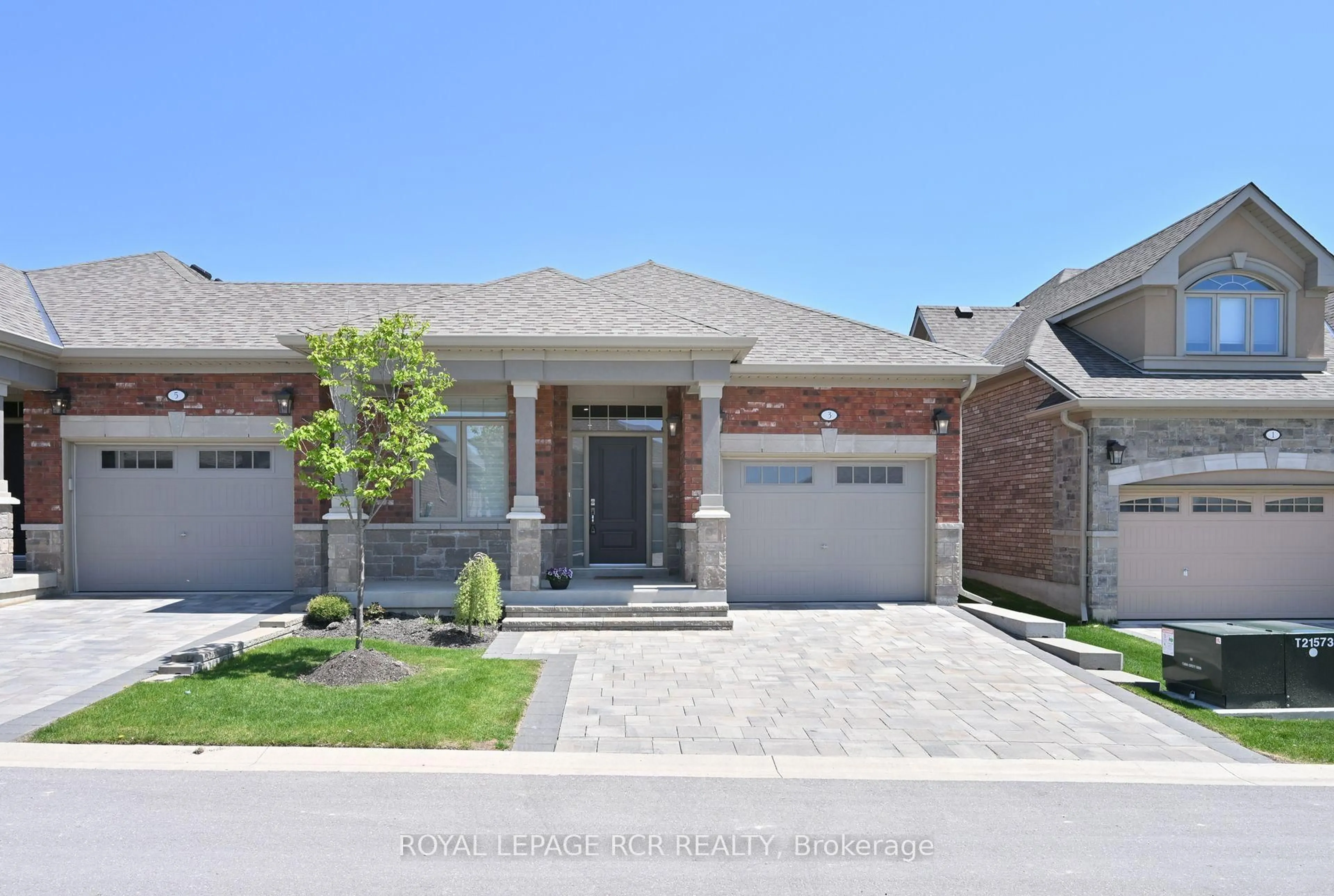 Home with brick exterior material, street for 3 Assunta Garden N/A, New Tecumseth Ontario L9R 0V2