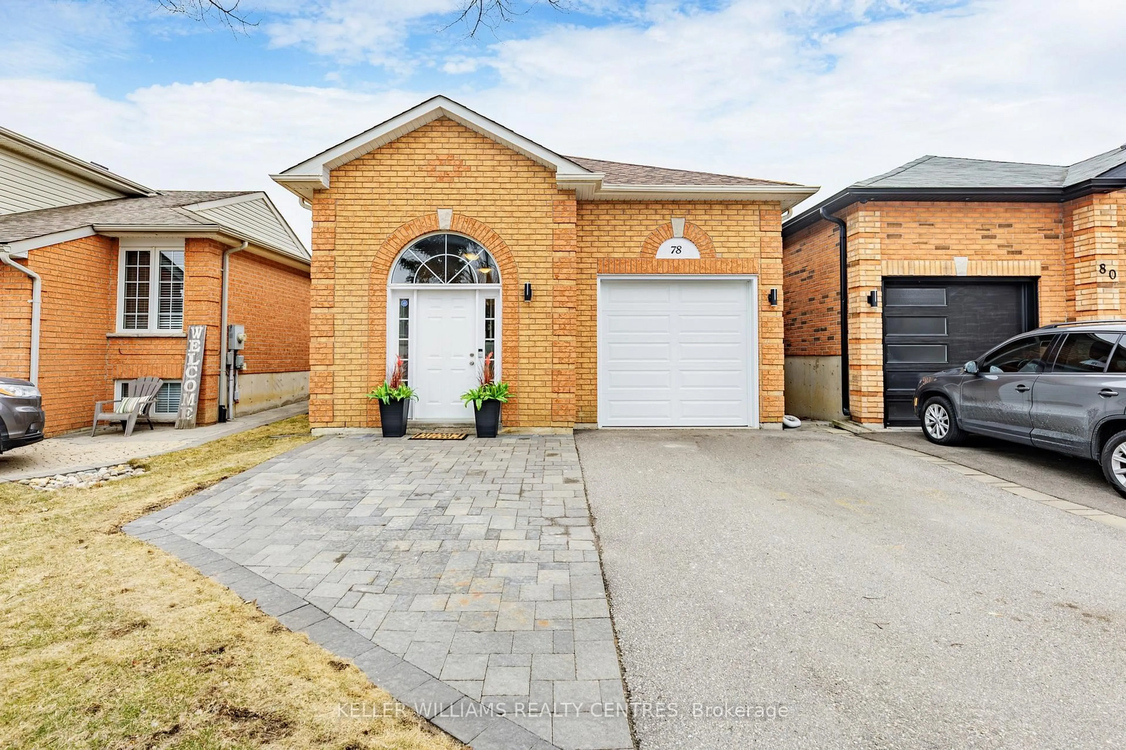 Home with brick exterior material, street for 78 Clearmeadow Blvd, Newmarket Ontario L3X 2M6