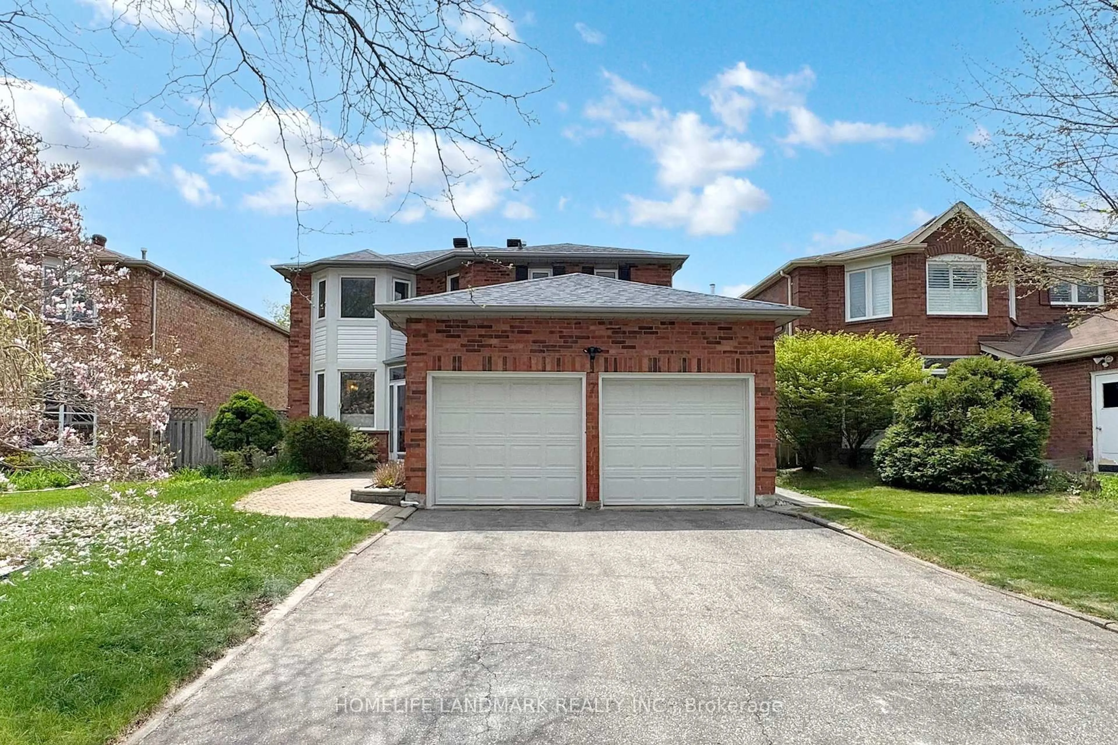 Home with brick exterior material, street for 7 Lancashire Rd, Markham Ontario L3R 8K9