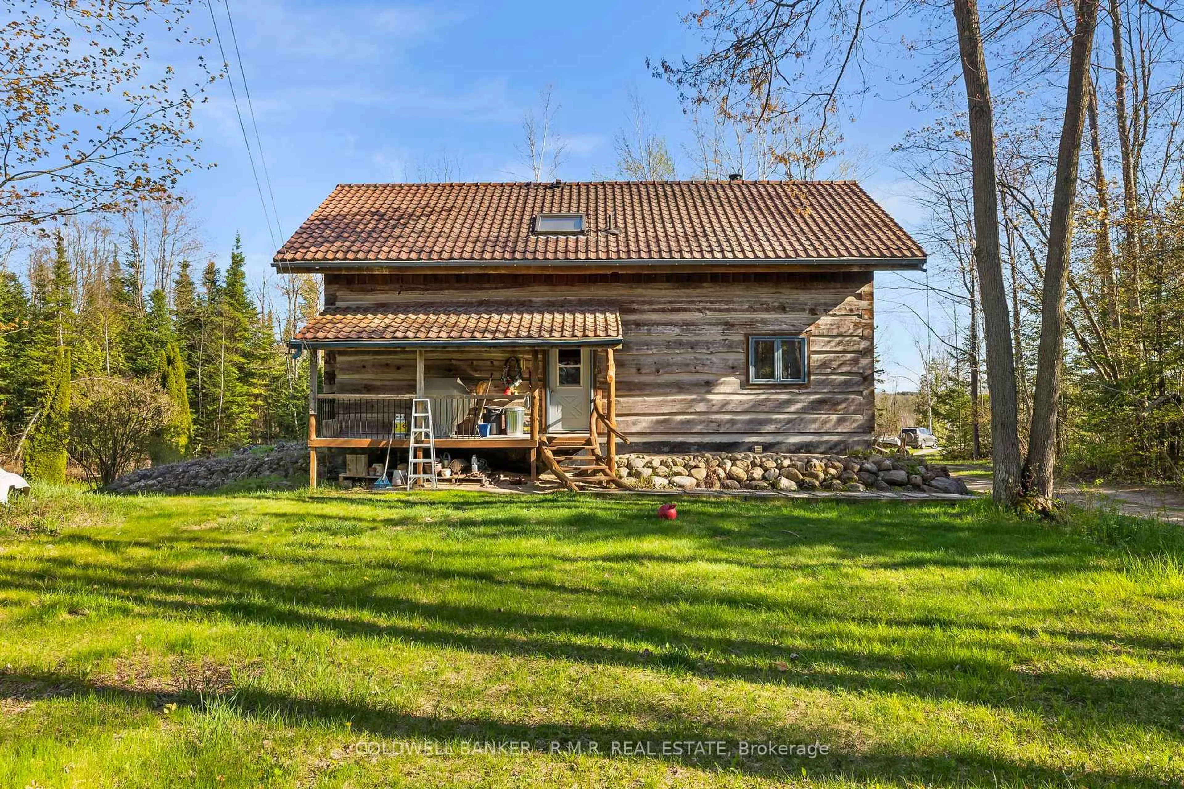 Shed for 9136 Ravenshoe Rd, Georgina Ontario L9P 1R2
