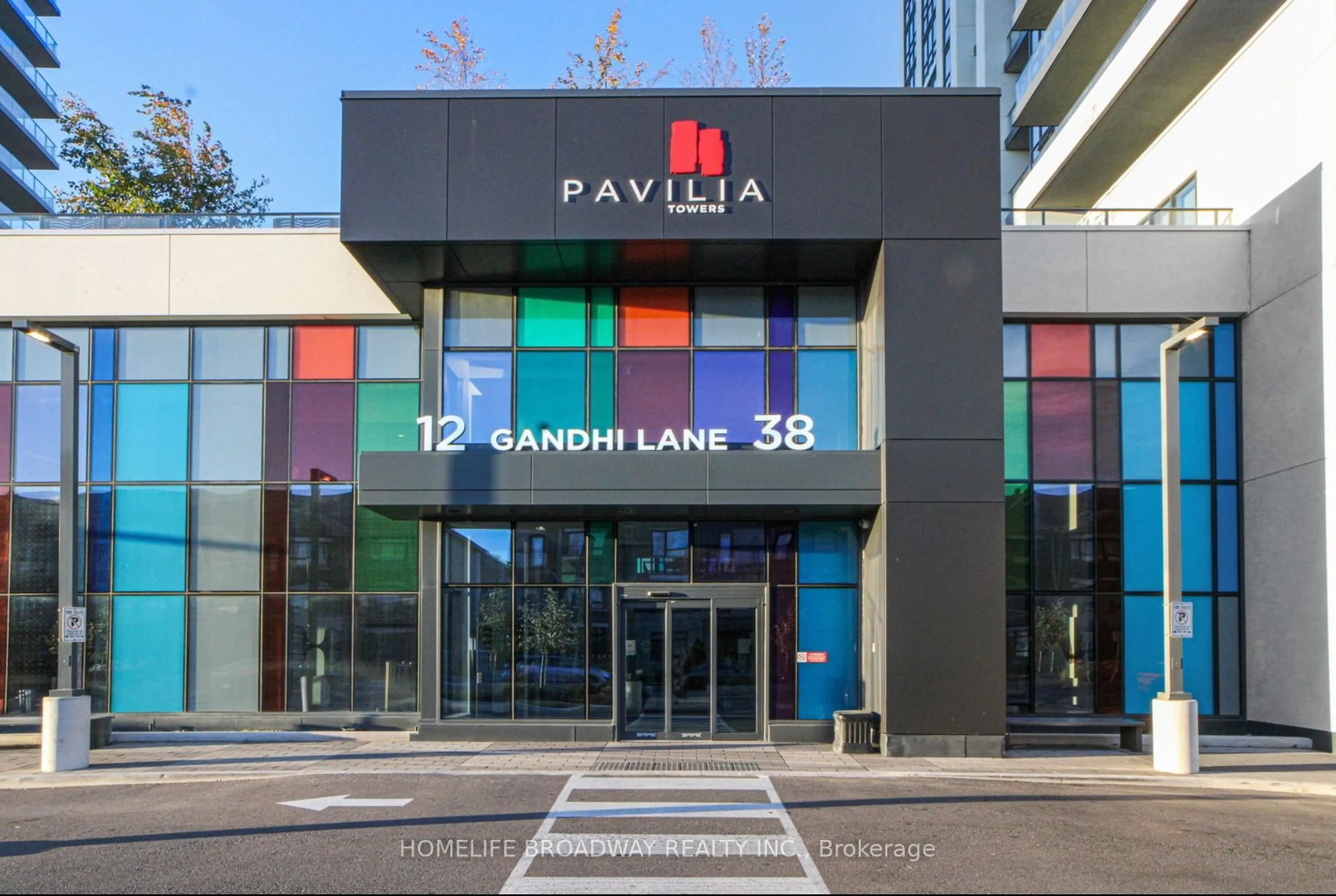 Indoor foyer for 38 Gandhi Lane #2302, Markham Ontario L3T 0G9