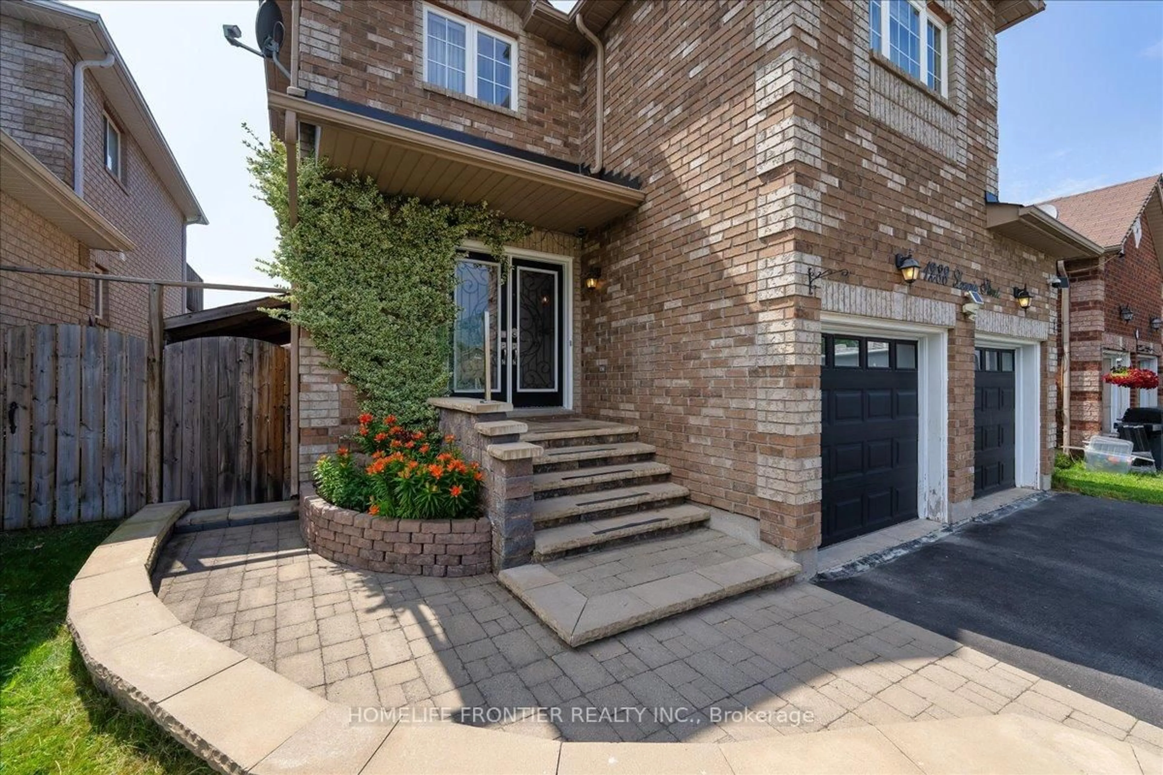 Home with brick exterior material, street for 1288 Lowrie St, Innisfil Ontario L9S 0E6