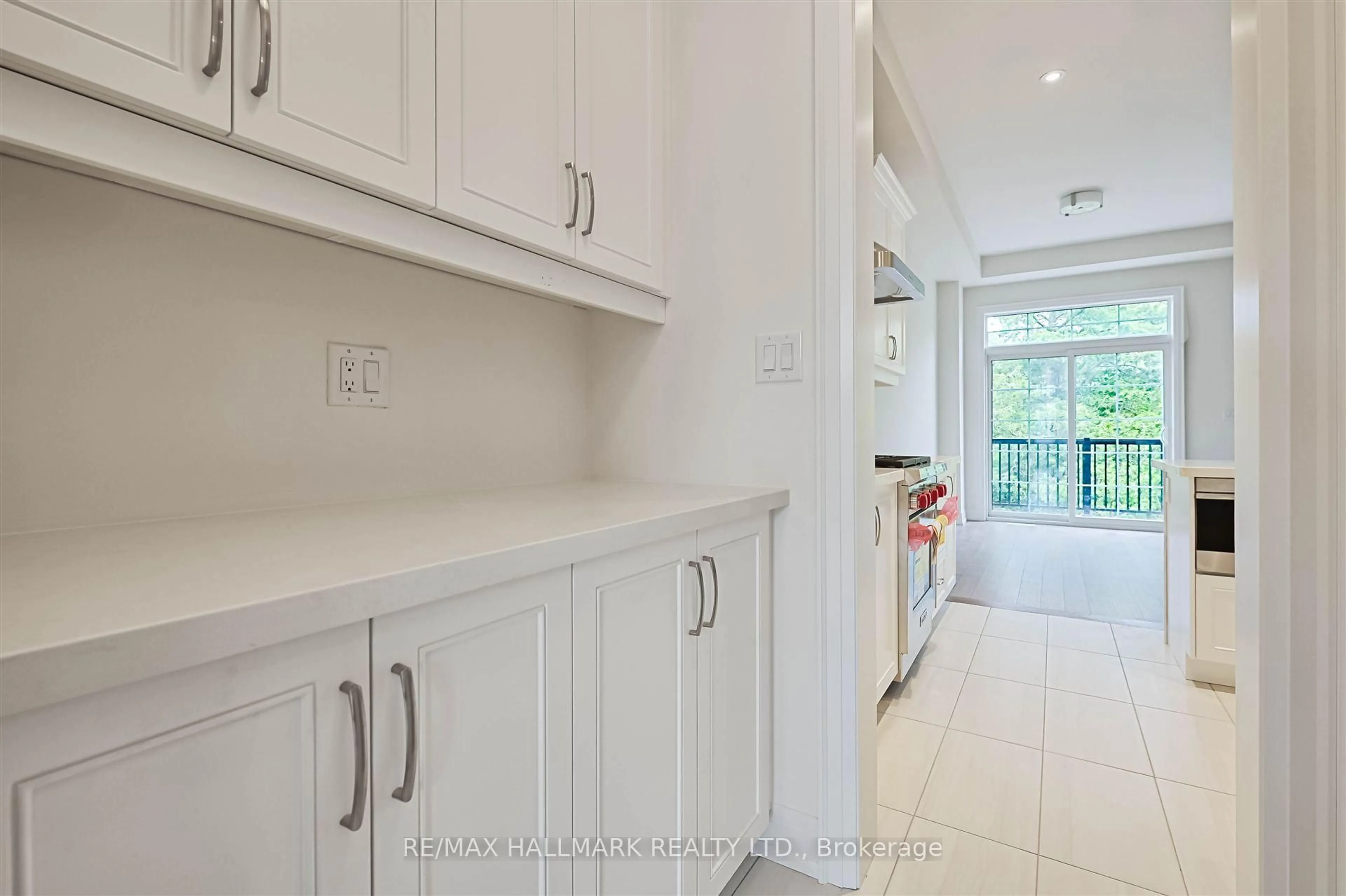 Unknown for 5 West Village Lane, Markham Ontario L6C 3L5