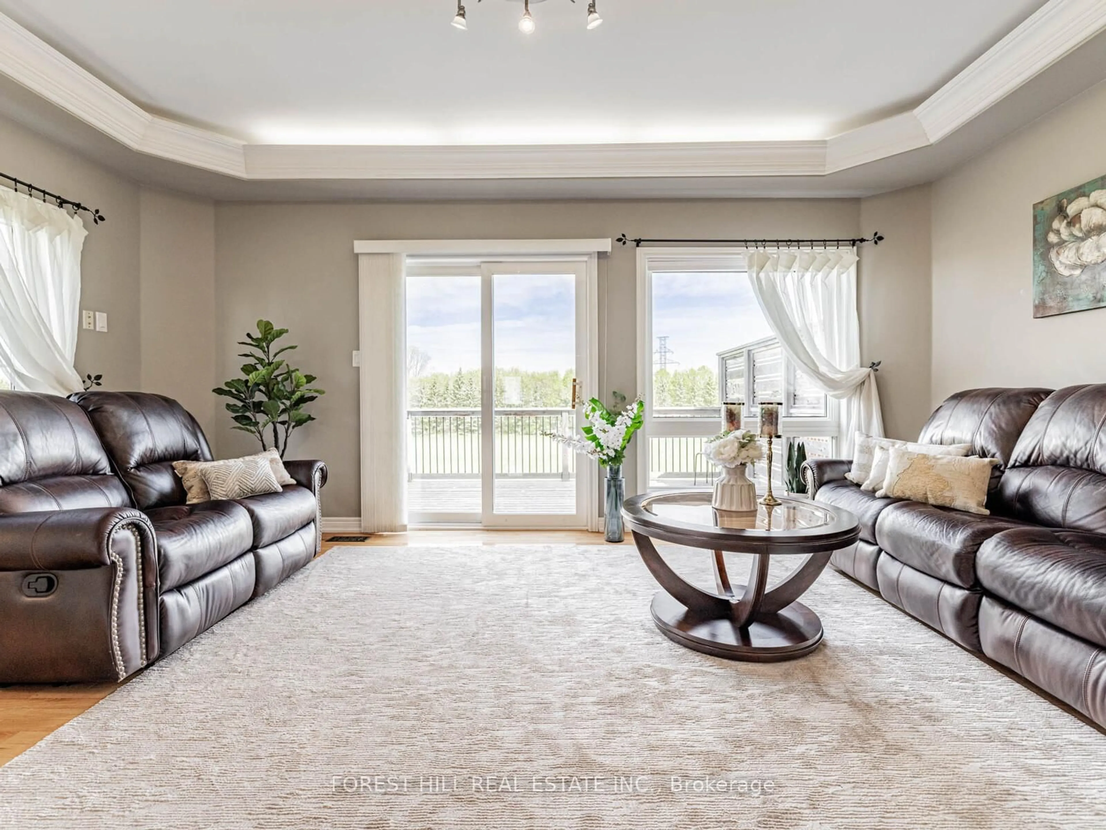 Living room with furniture, unknown for 614 Mcbean Ave, Newmarket Ontario L3X 2L5