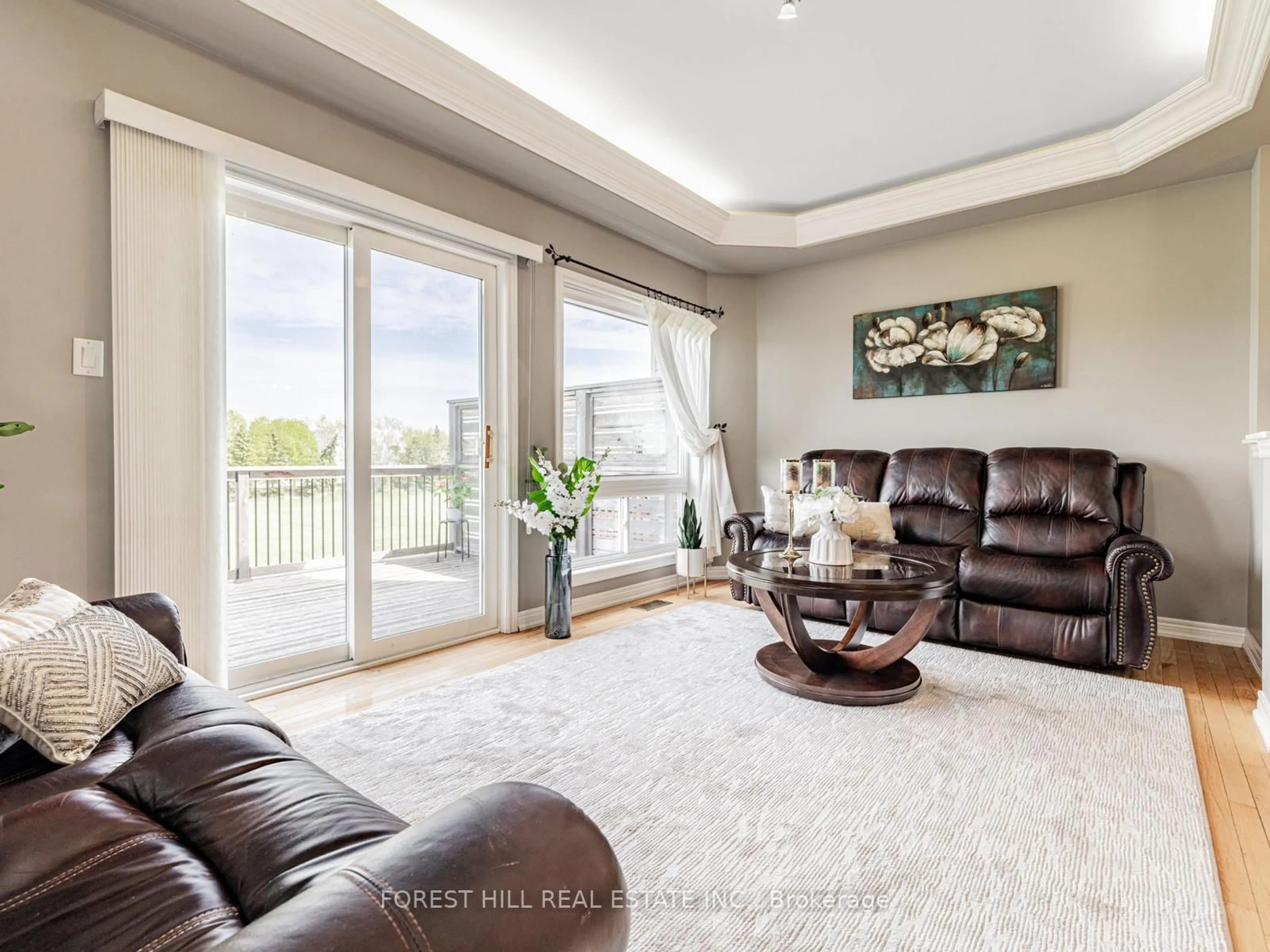 Living room with furniture, unknown for 614 Mcbean Ave, Newmarket Ontario L3X 2L5