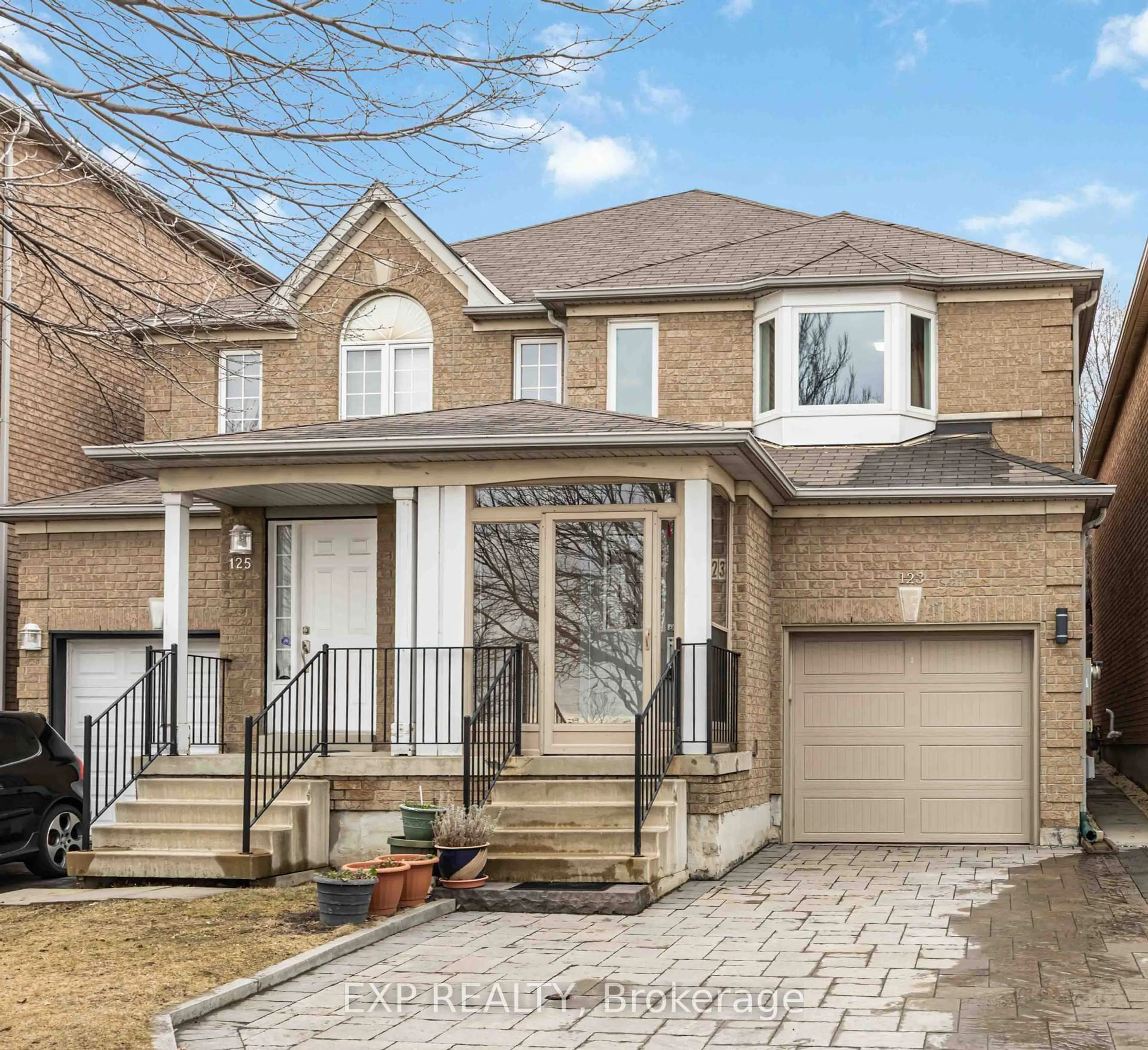 Home with brick exterior material, street for 123 Sassafras Circ, Vaughan Ontario L4J 8M9