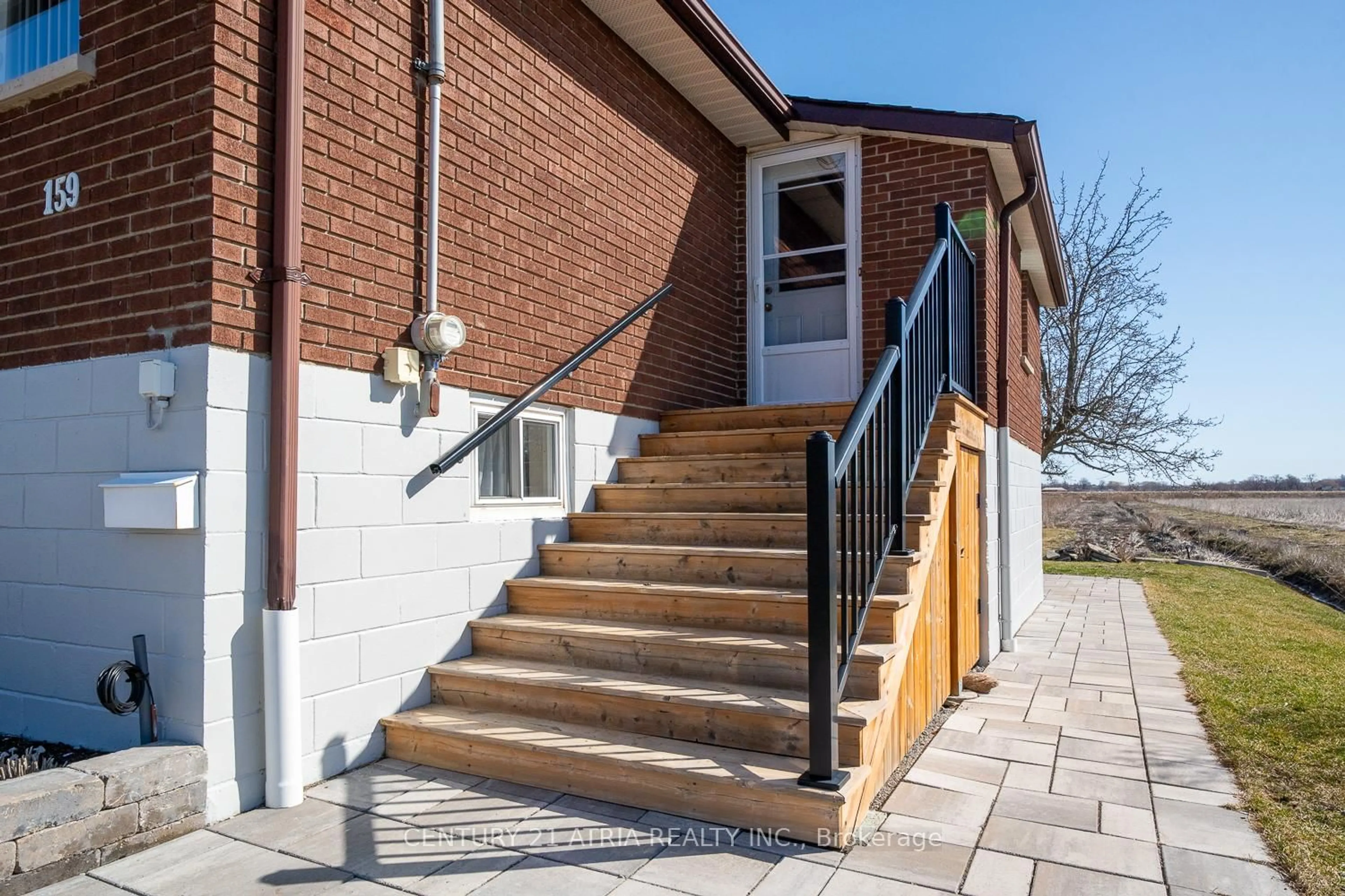 Home with brick exterior material, street for 159 Morris Rd, Bradford West Gwillimbury Ontario L3Z 2A2