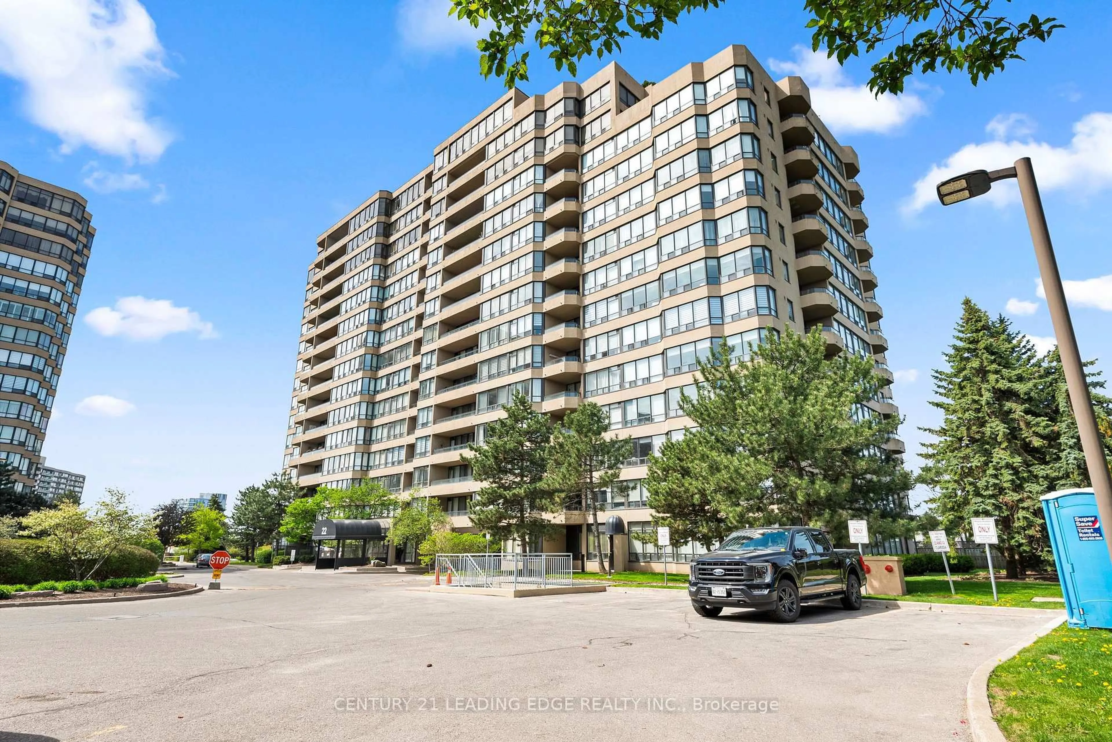Unknown for 22 Clarissa Dr #1414, Richmond Hill Ontario L4C 9R6