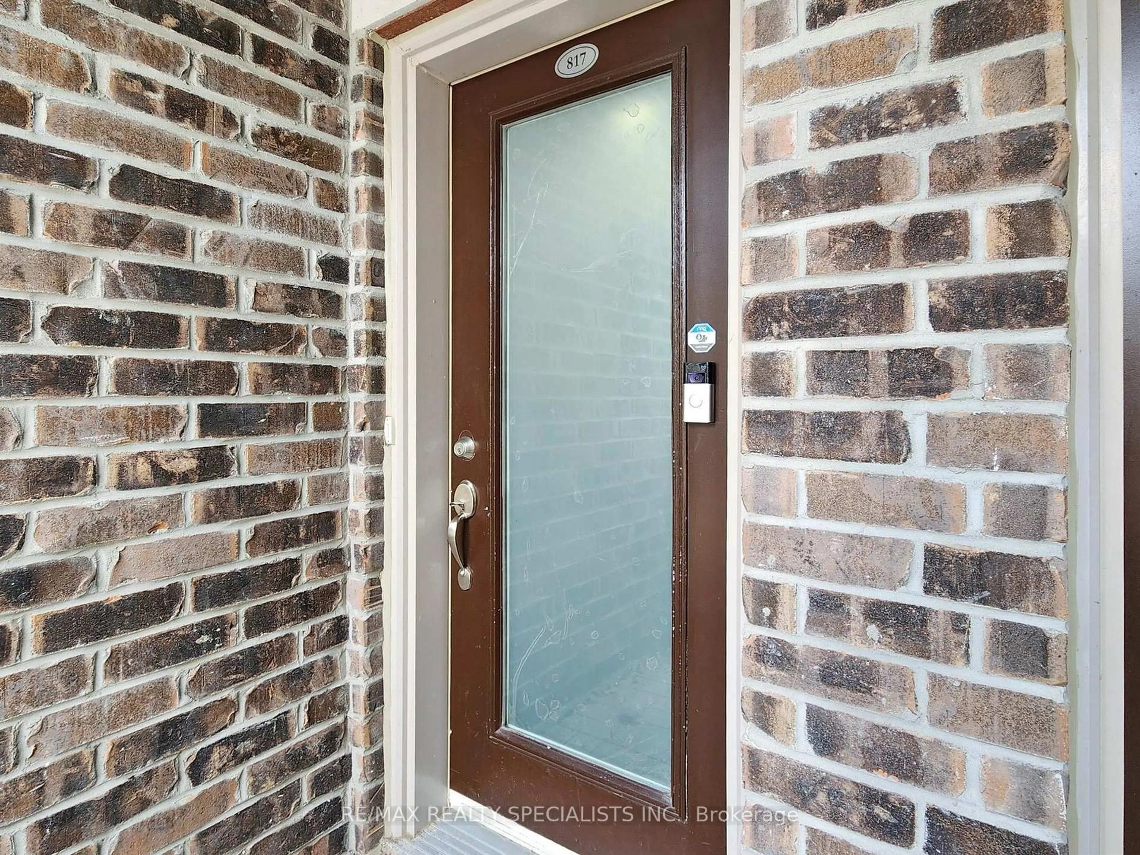Indoor entryway for 1 Blanche Lane #817, Markham Ontario L6B 1N3