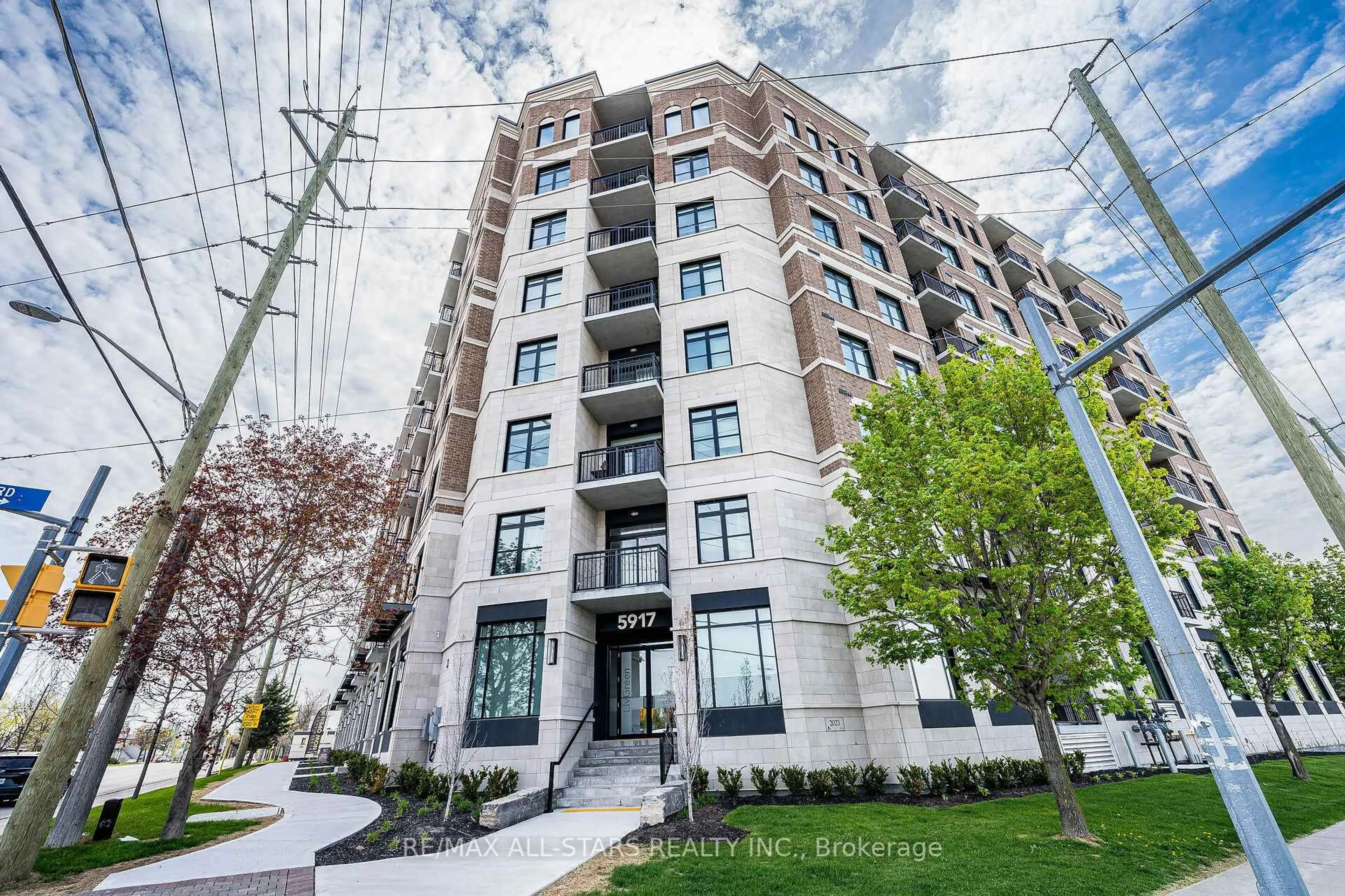 Unknown for 5917 Main St #611, Whitchurch-Stouffville Ontario L4A 2Z9