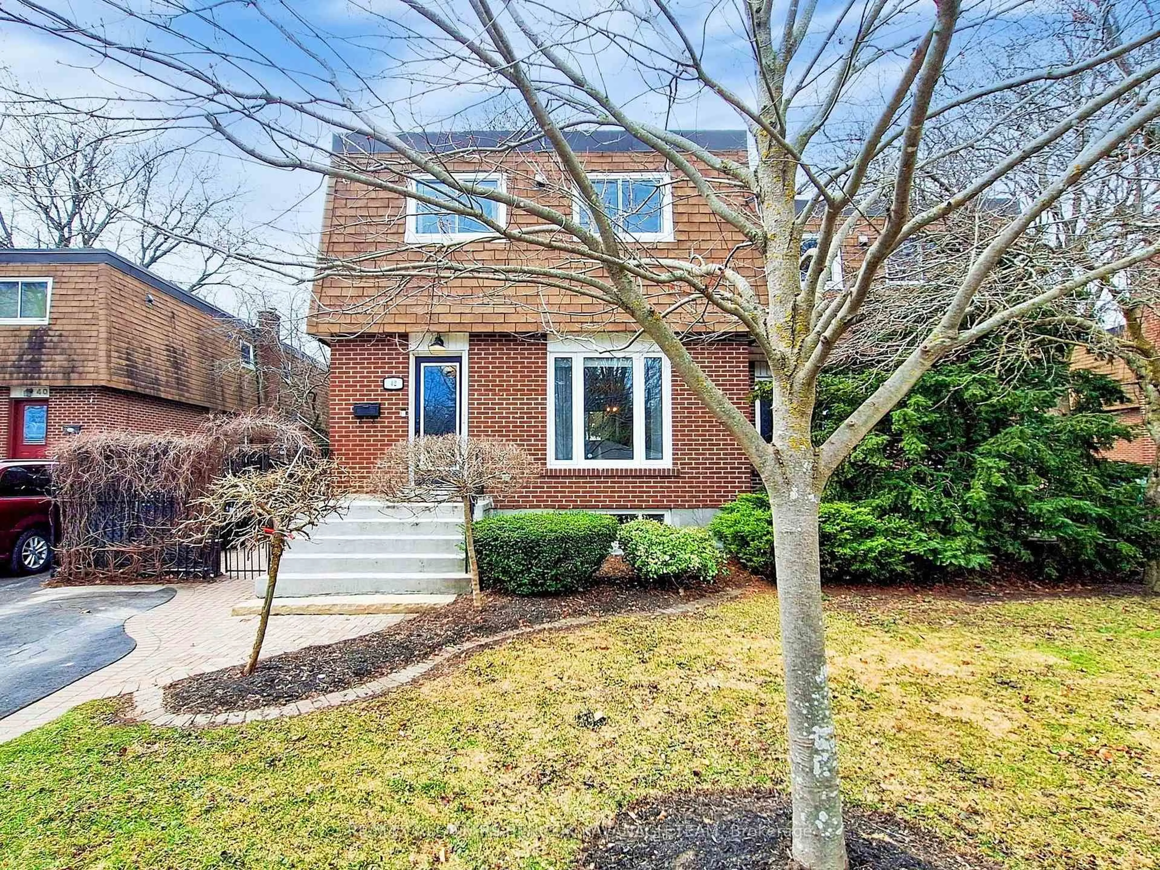 Home with brick exterior material, street for 42 Jerman St, Markham Ontario L3P 3P1