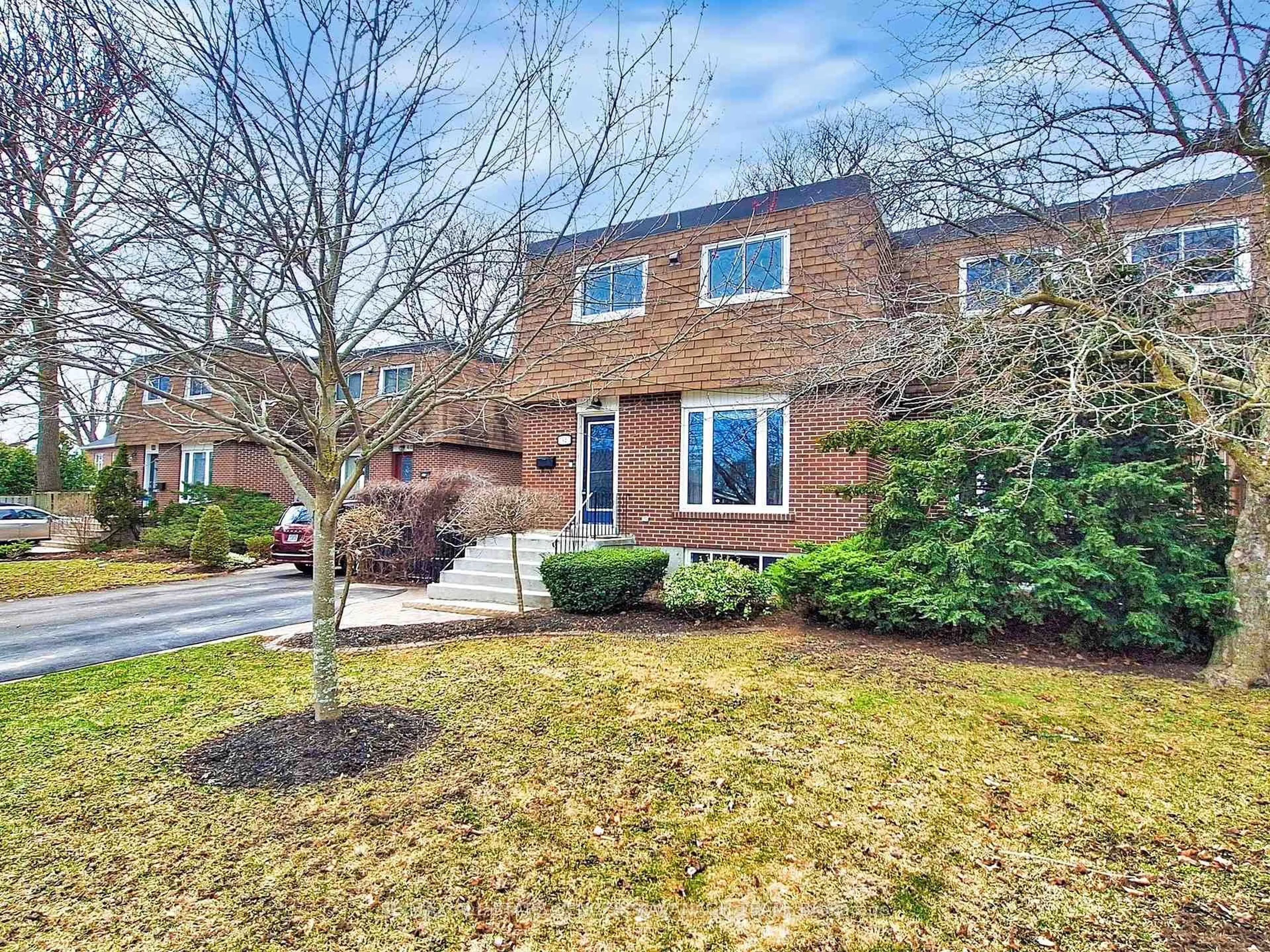 Home with brick exterior material, street for 42 Jerman St, Markham Ontario L3P 3P1