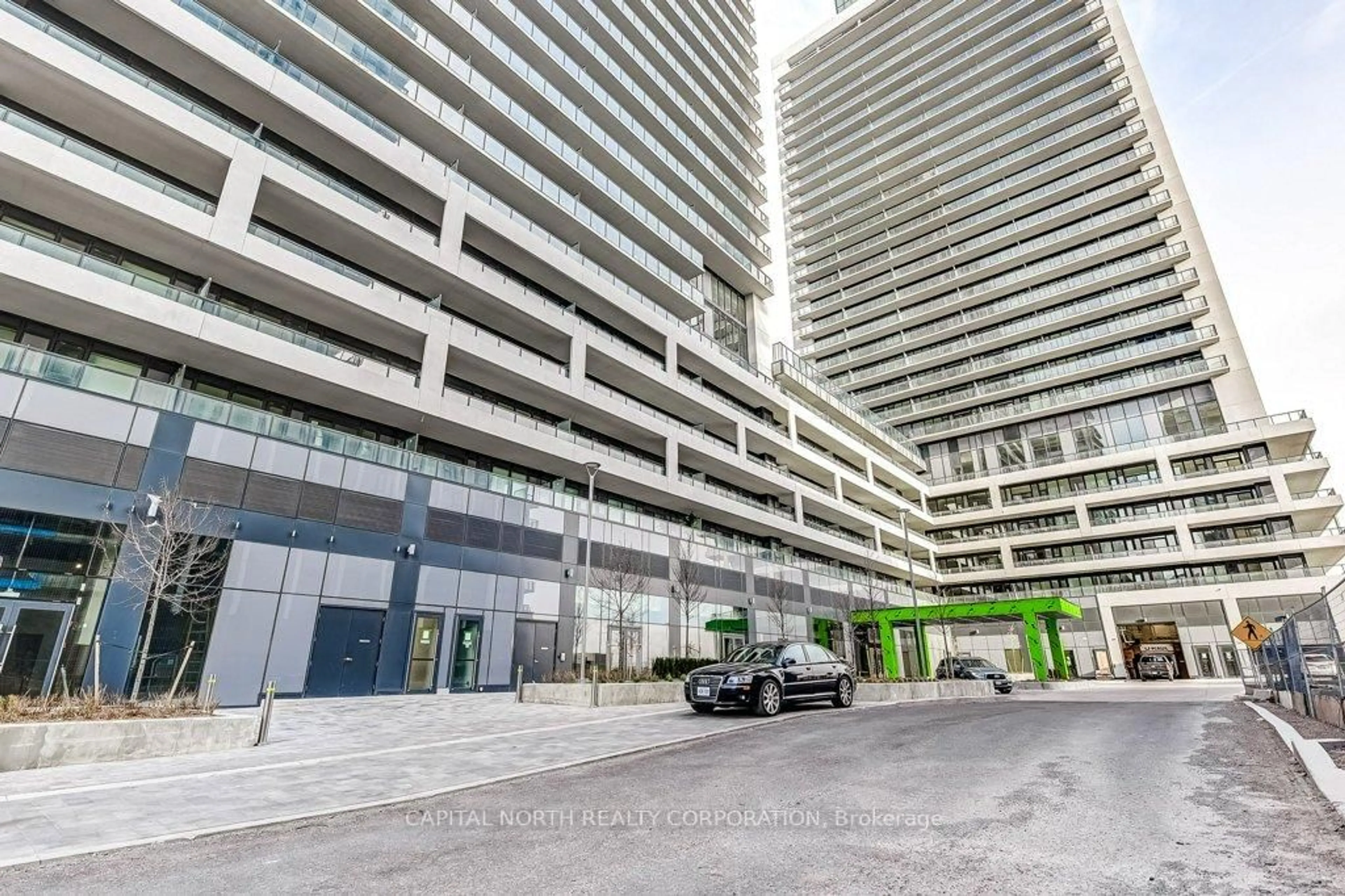 Indoor foyer for 8960 Jane St #217, Vaughan Ontario L4K 2M9