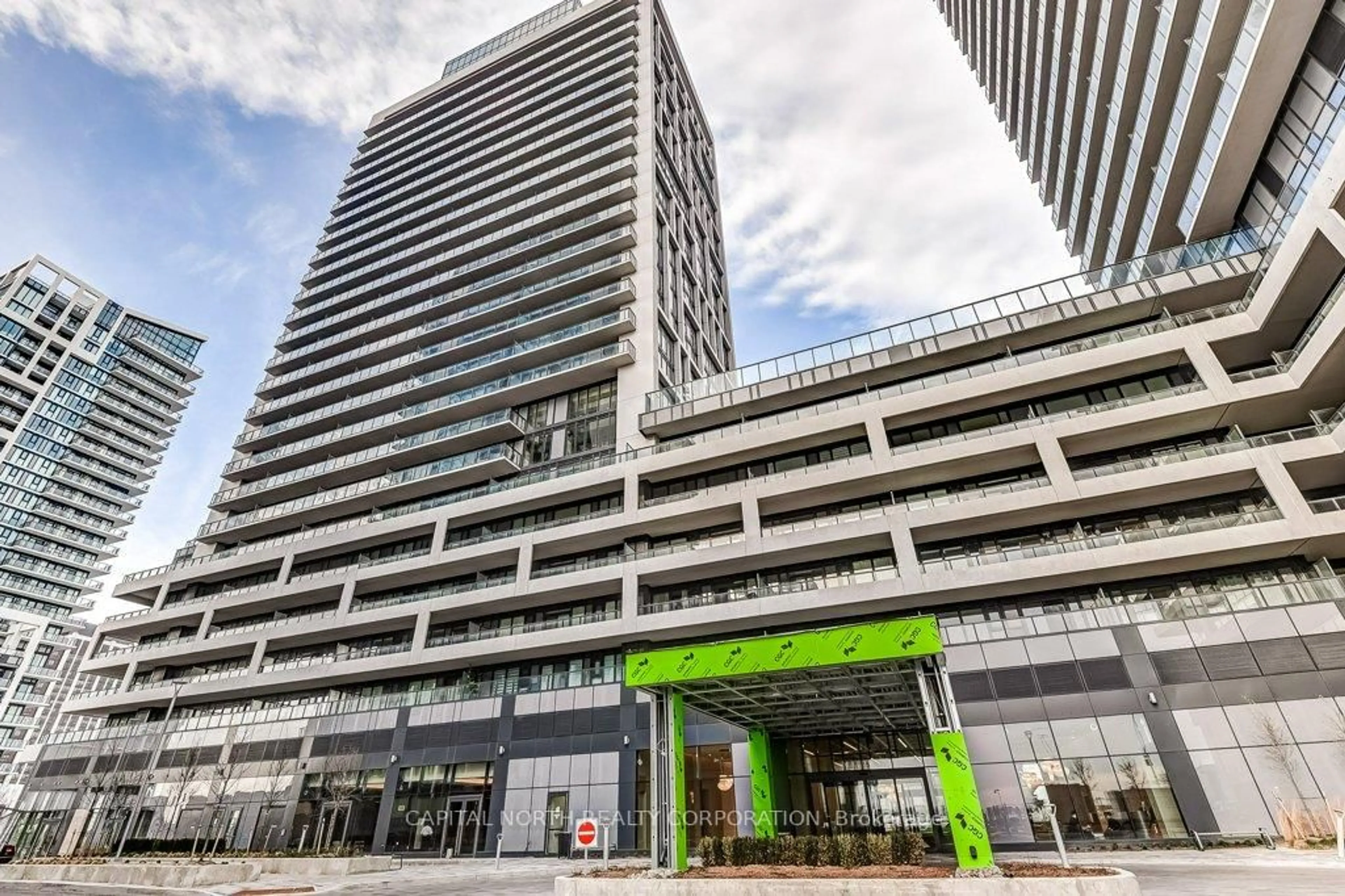 Indoor foyer for 8960 Jane St #217, Vaughan Ontario L4K 2M9