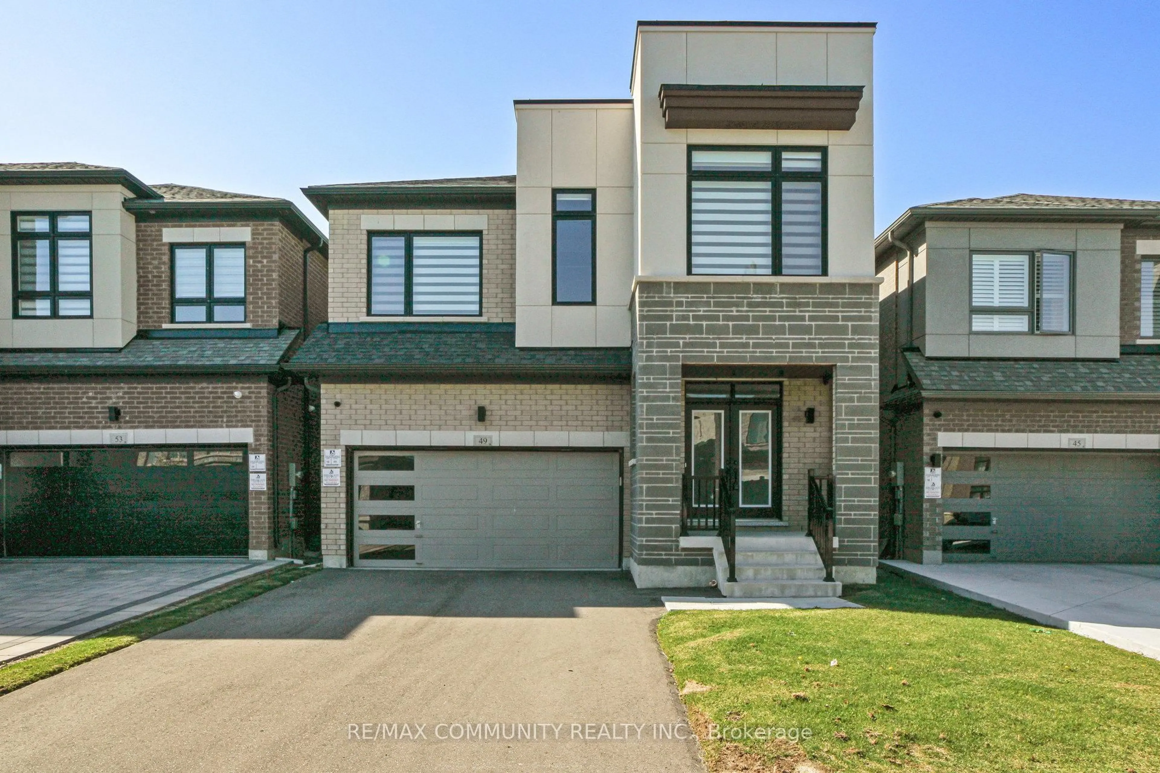 Home with brick exterior material, street for 49 Conductor Ave, Whitchurch-Stouffville Ontario L4A 4X5