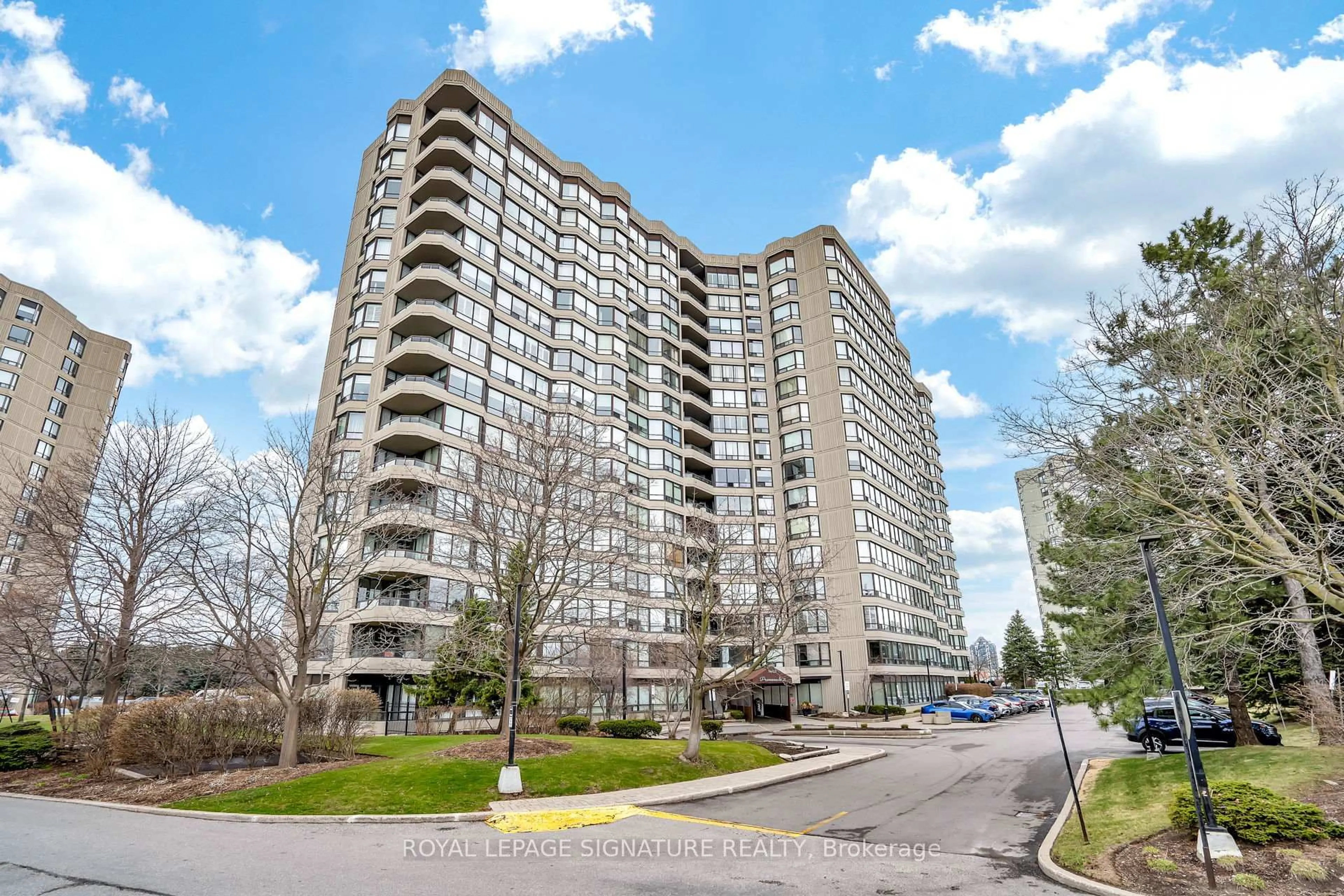Unknown for 7440 Bathurst St #903, Vaughan Ontario L4J 7K8