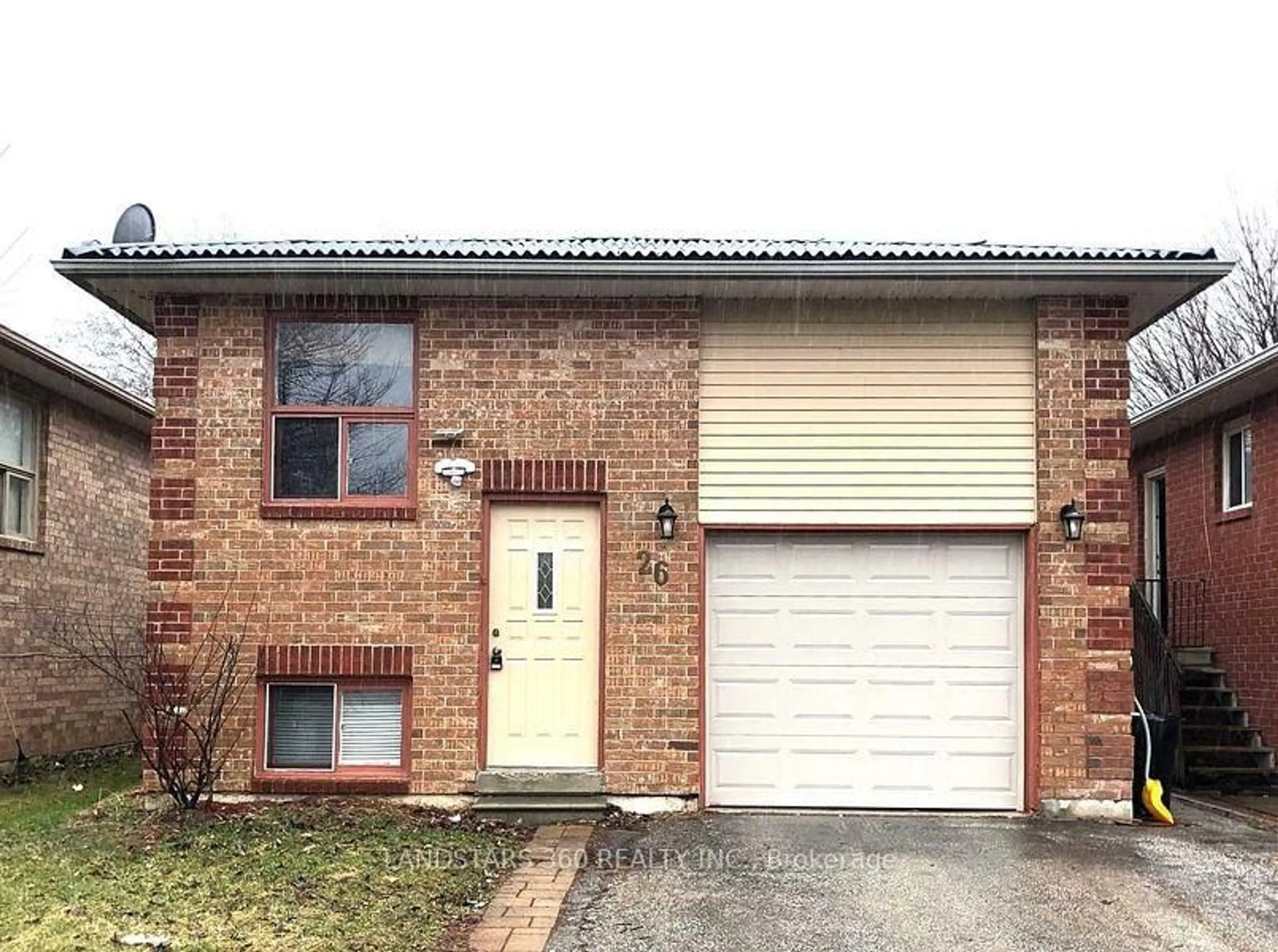Unknown for 26 Hodgins Ave, Georgina Ontario L4P 3T3