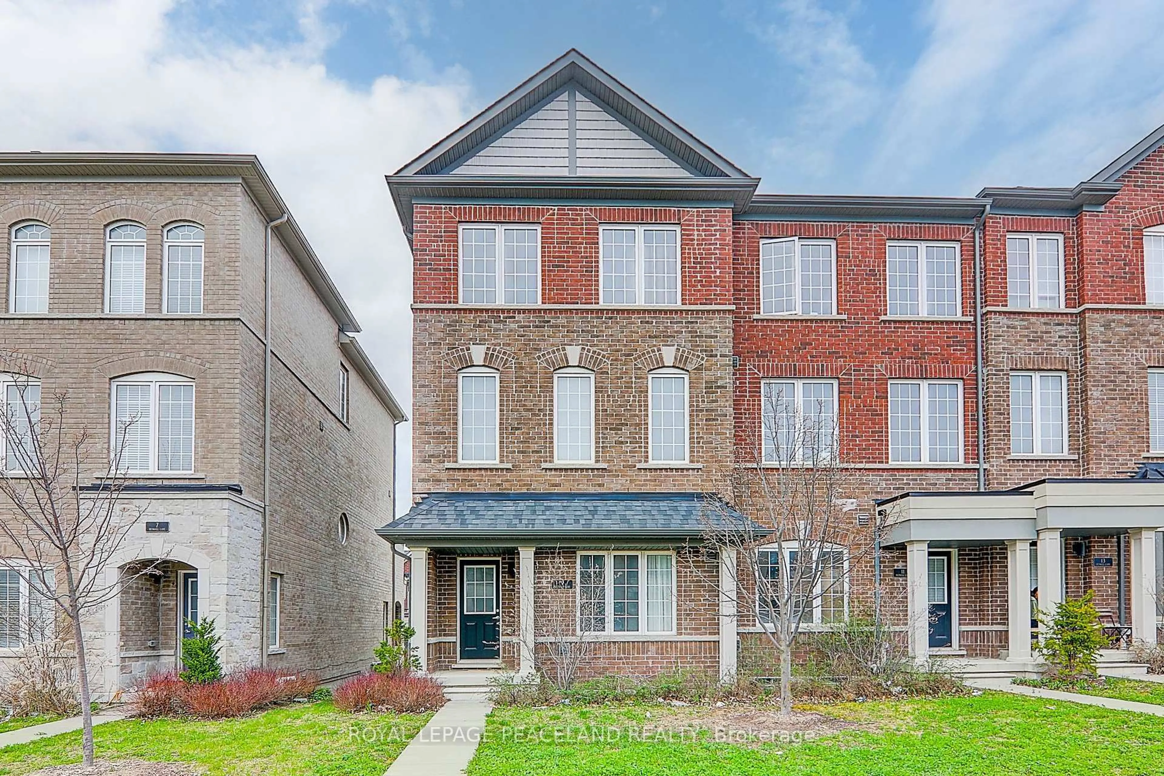 Home with brick exterior material, street for 9 Heswall Lane, Newmarket Ontario L3Y 0E3
