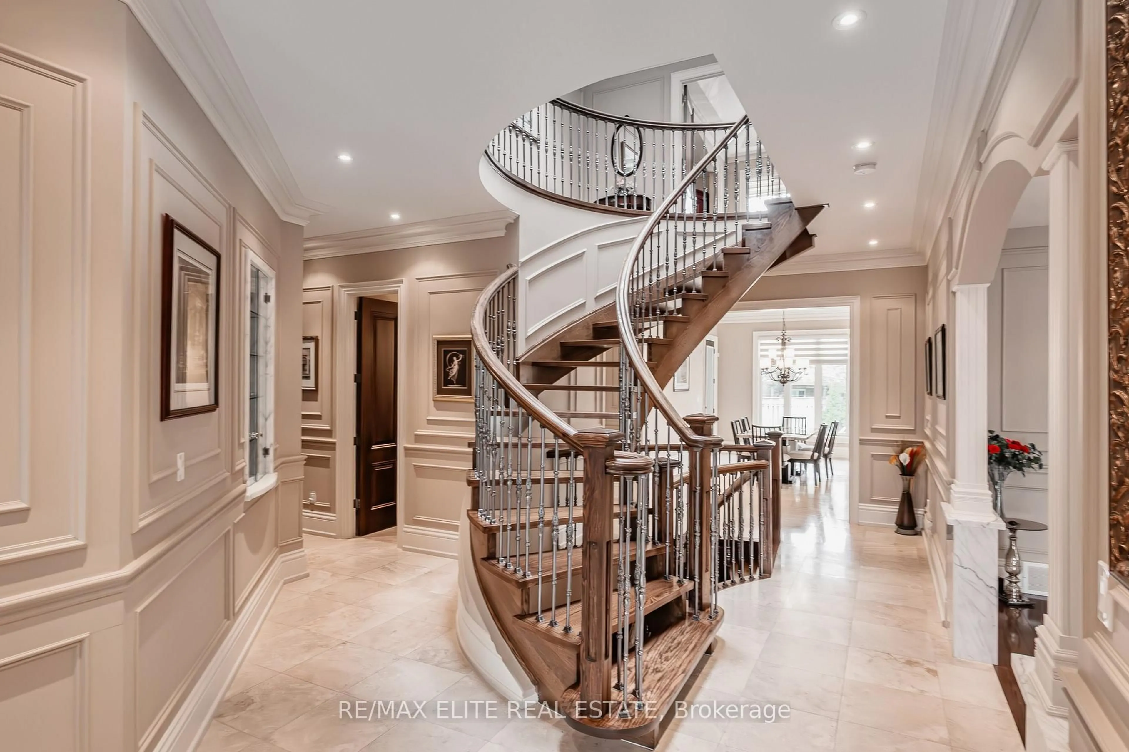 Stairs for 34 May Ave, Richmond Hill Ontario L4C 3S6
