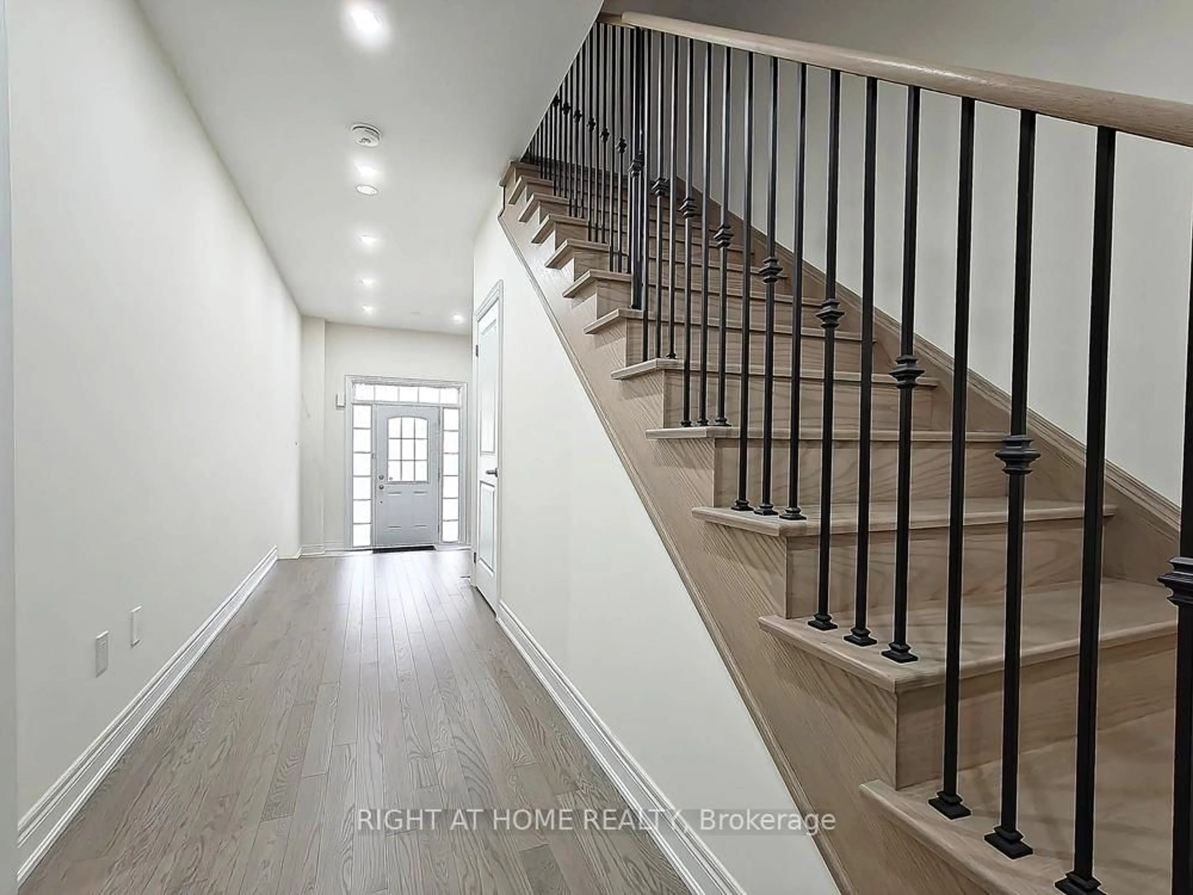 Stairs for 36 Andress Way, Markham Ontario L3S 0E9