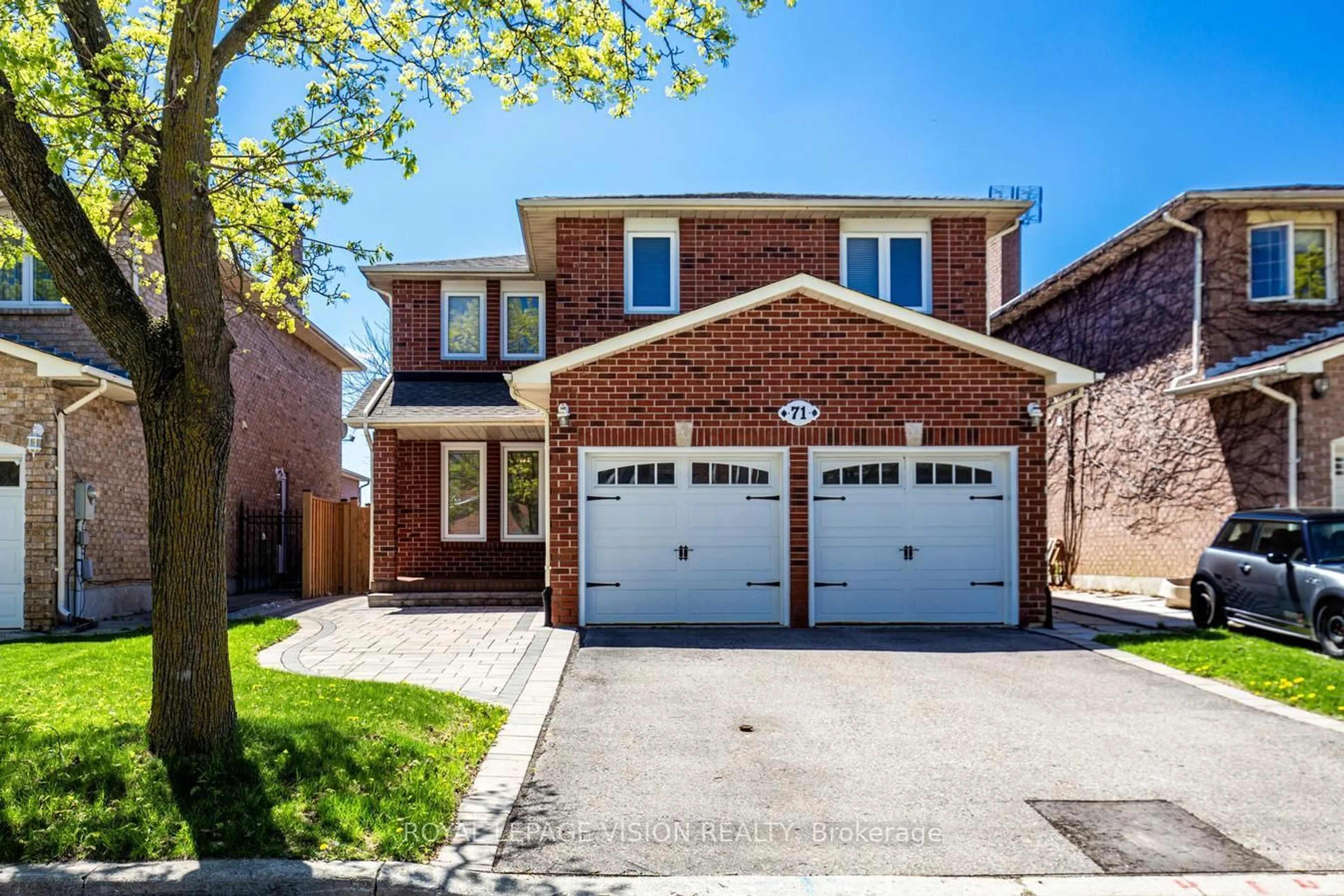 Home with brick exterior material, street for 71 Sterling Cres, Vaughan Ontario L6A 1A1