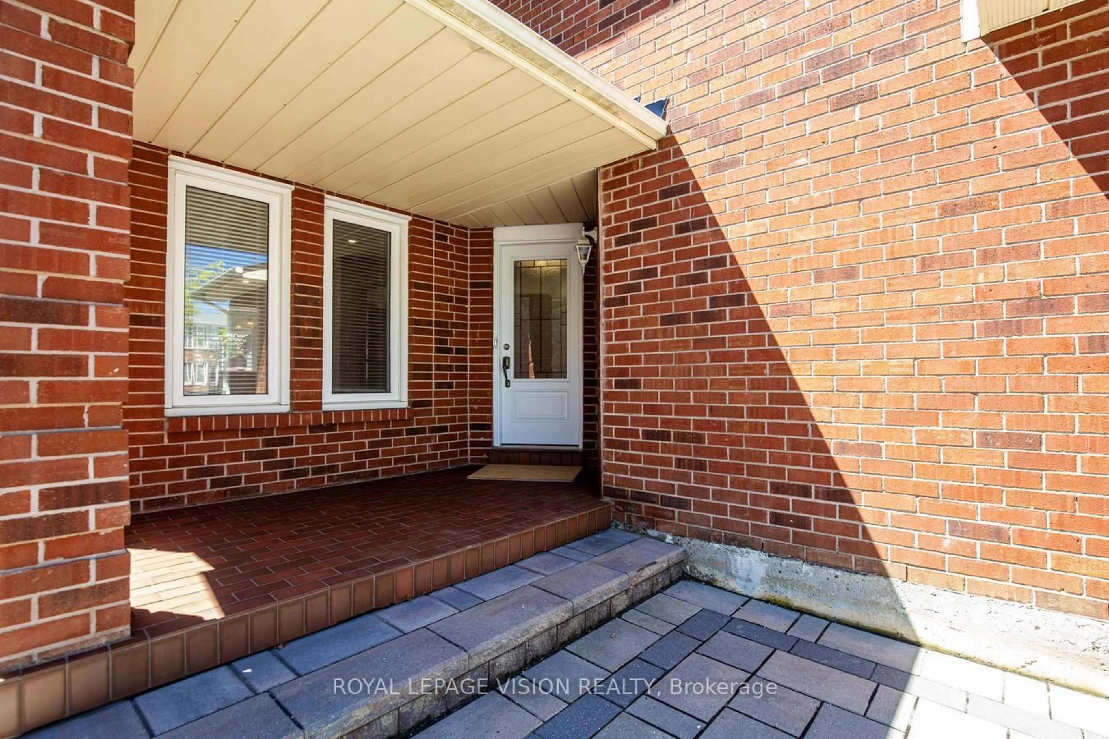 Unknown for 71 Sterling Cres, Vaughan Ontario L6A 1A1