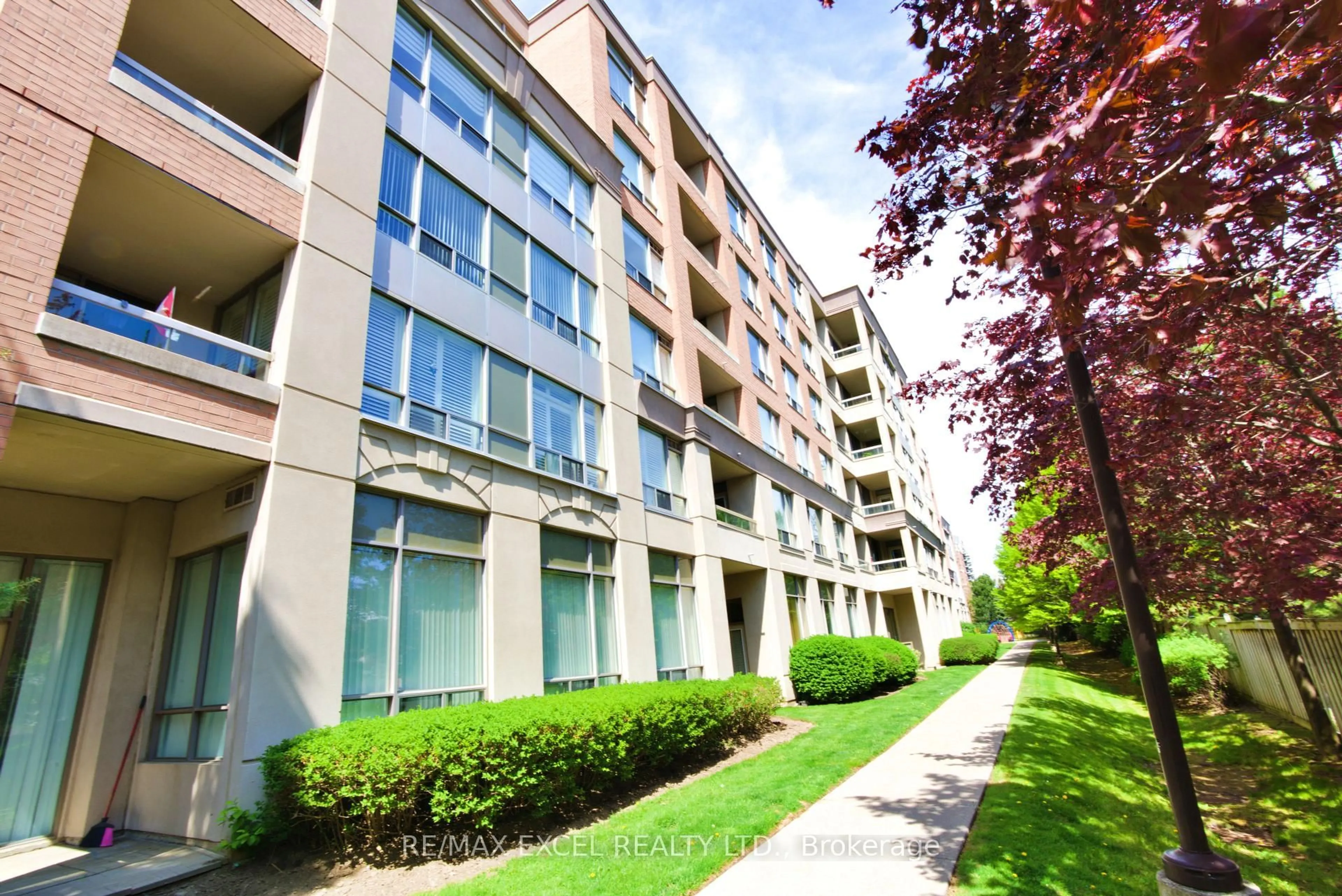 Unknown for 19 Northern Heights Dr #410, Richmond Hill Ontario L4S 4M4