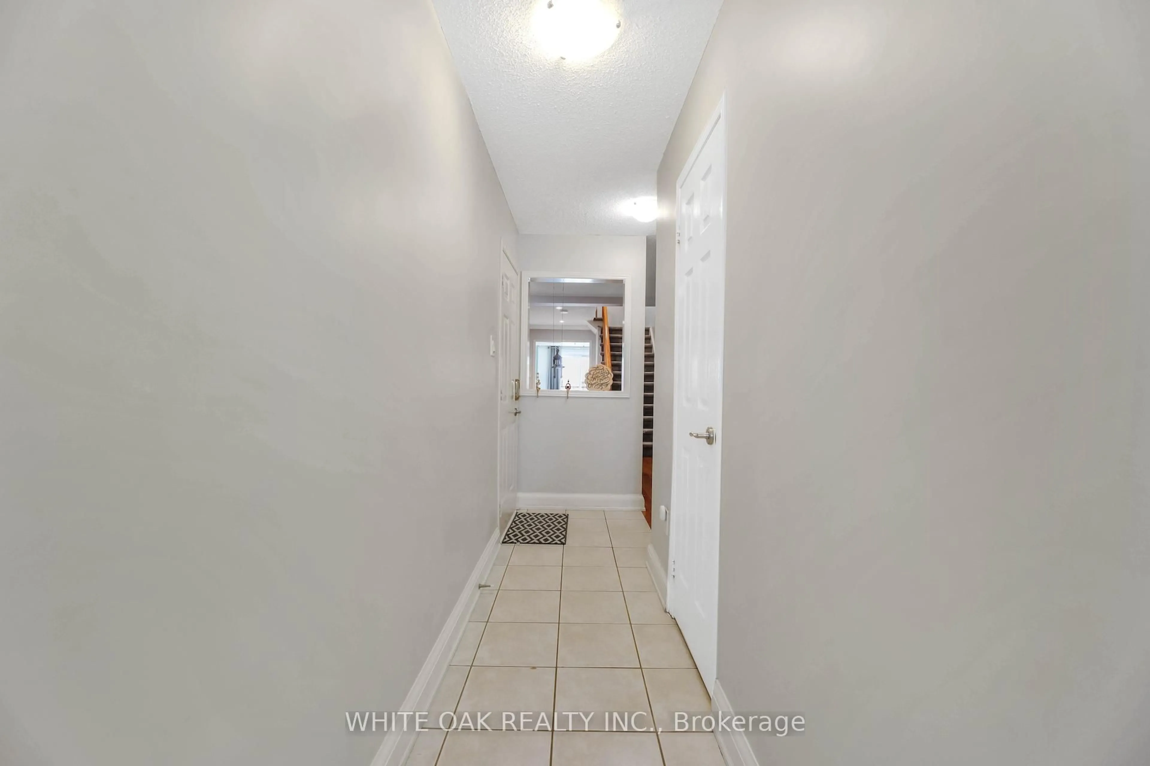Unknown for 43 Sassafras Circ, Vaughan Ontario L4J 8M7