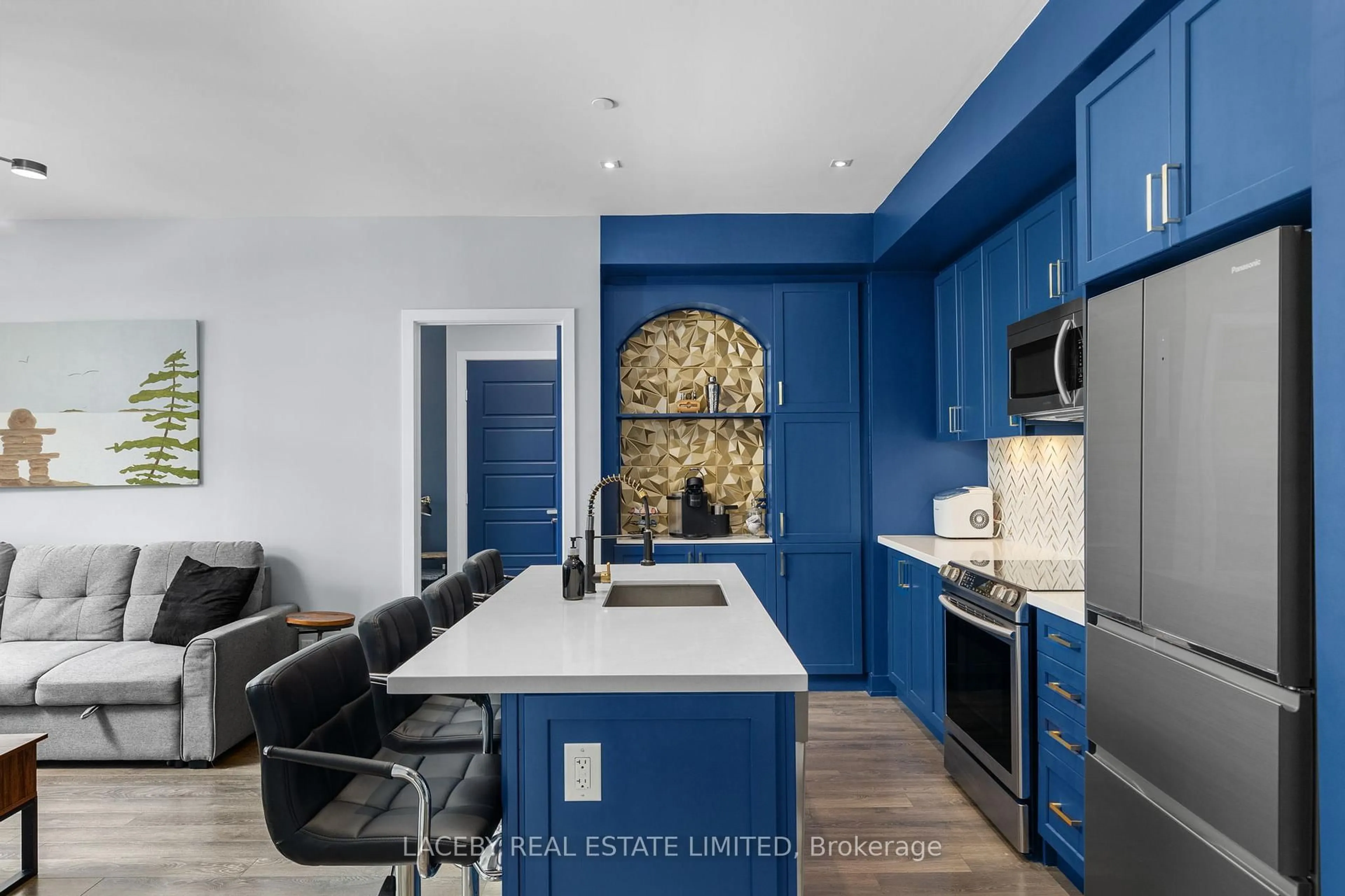 Open concept kitchen, ceramic/tile floor for 375 Sea Ray Ave #116, Innisfil Ontario L9S 0N9