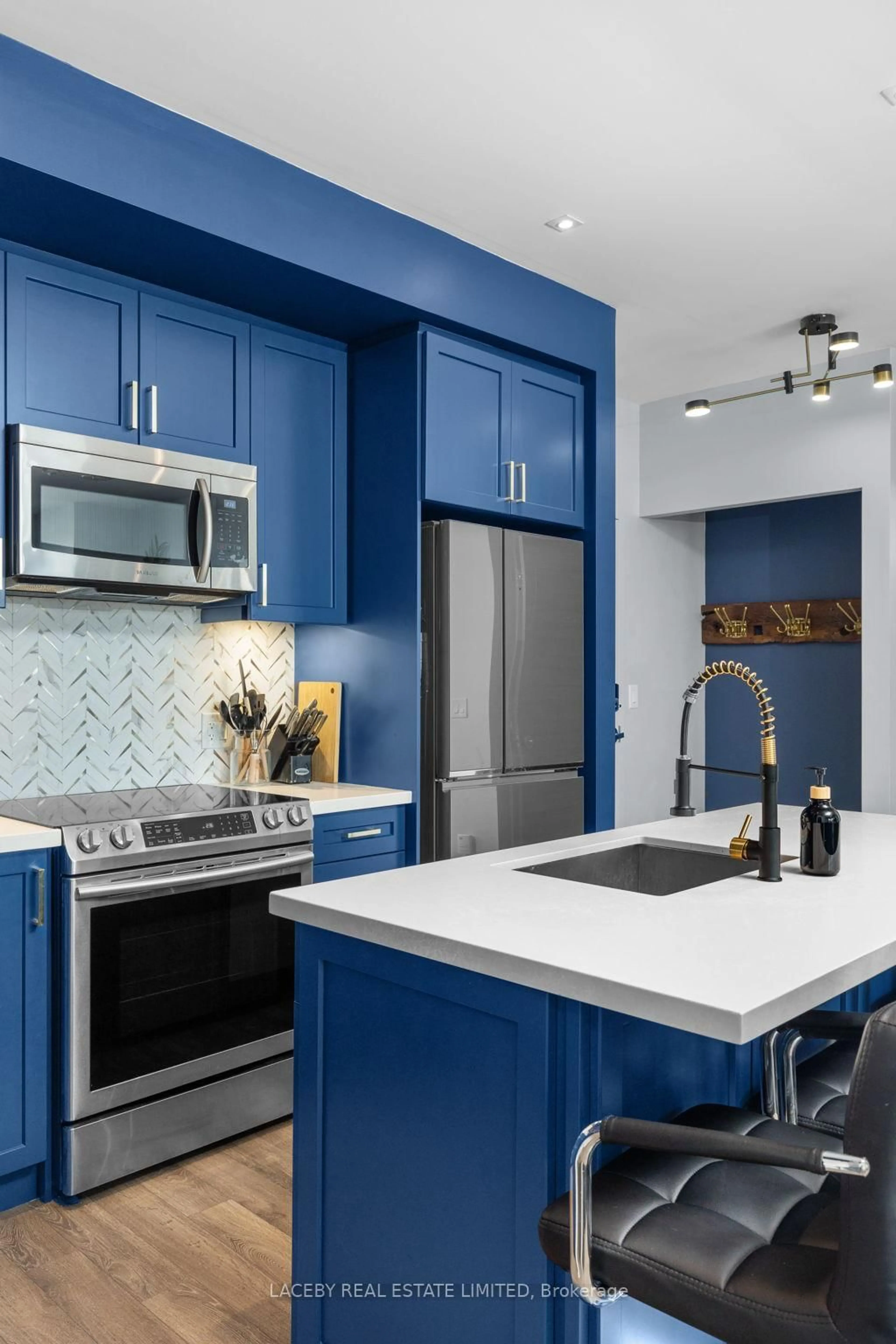 Contemporary kitchen, ceramic/tile floor for 375 Sea Ray Ave #116, Innisfil Ontario L9S 0N9