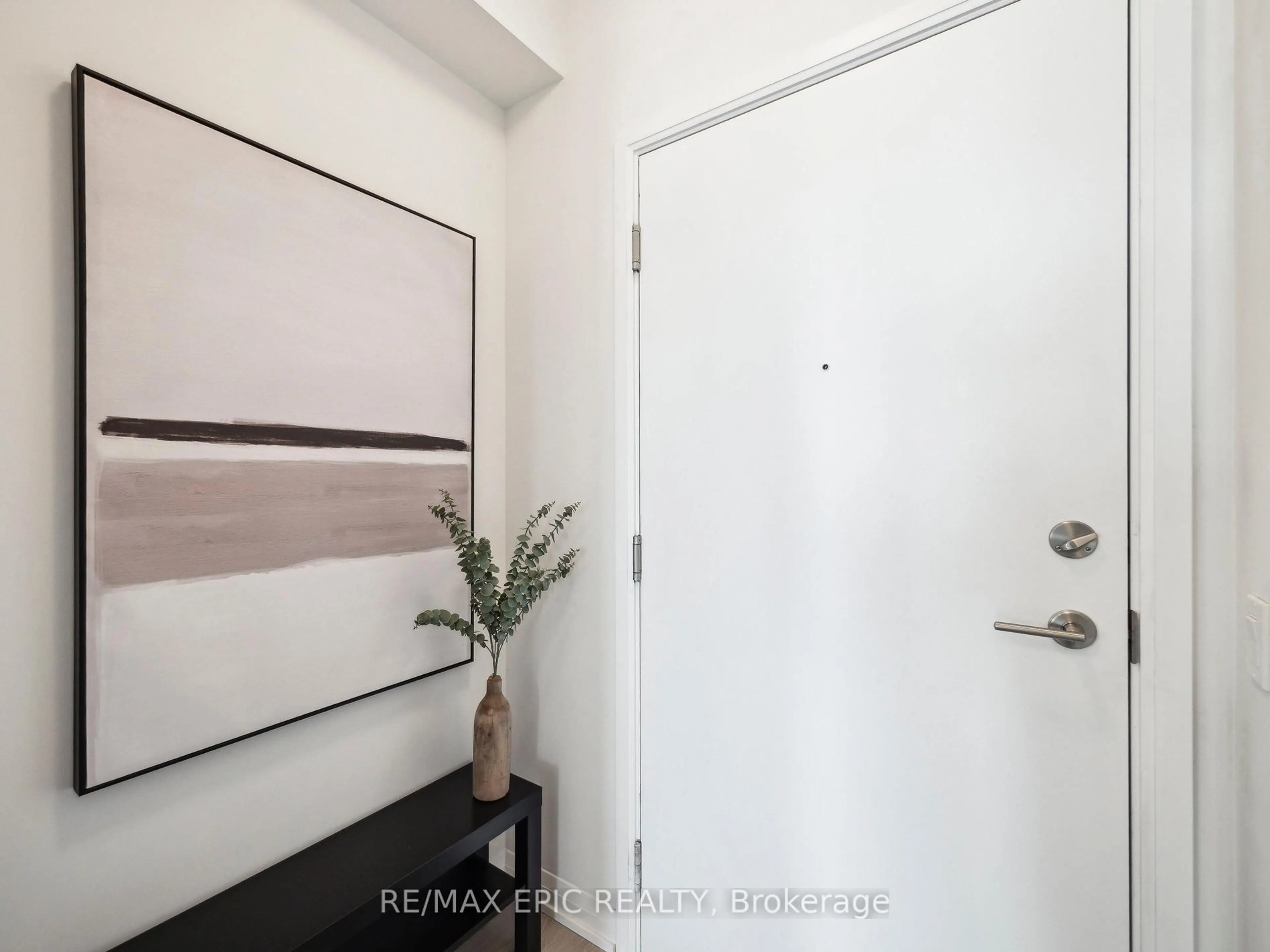 Indoor entryway for 7895 Jane St #PH1, Vaughan Ontario L4K 0K2